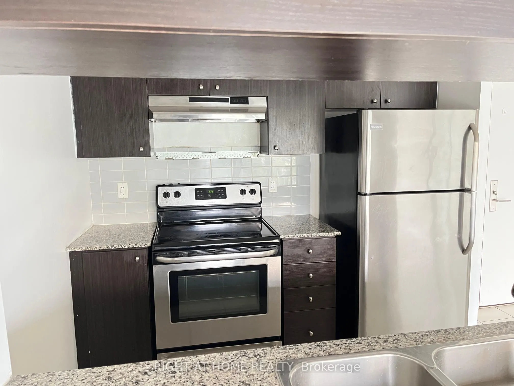 275 Yorkland Road, #204