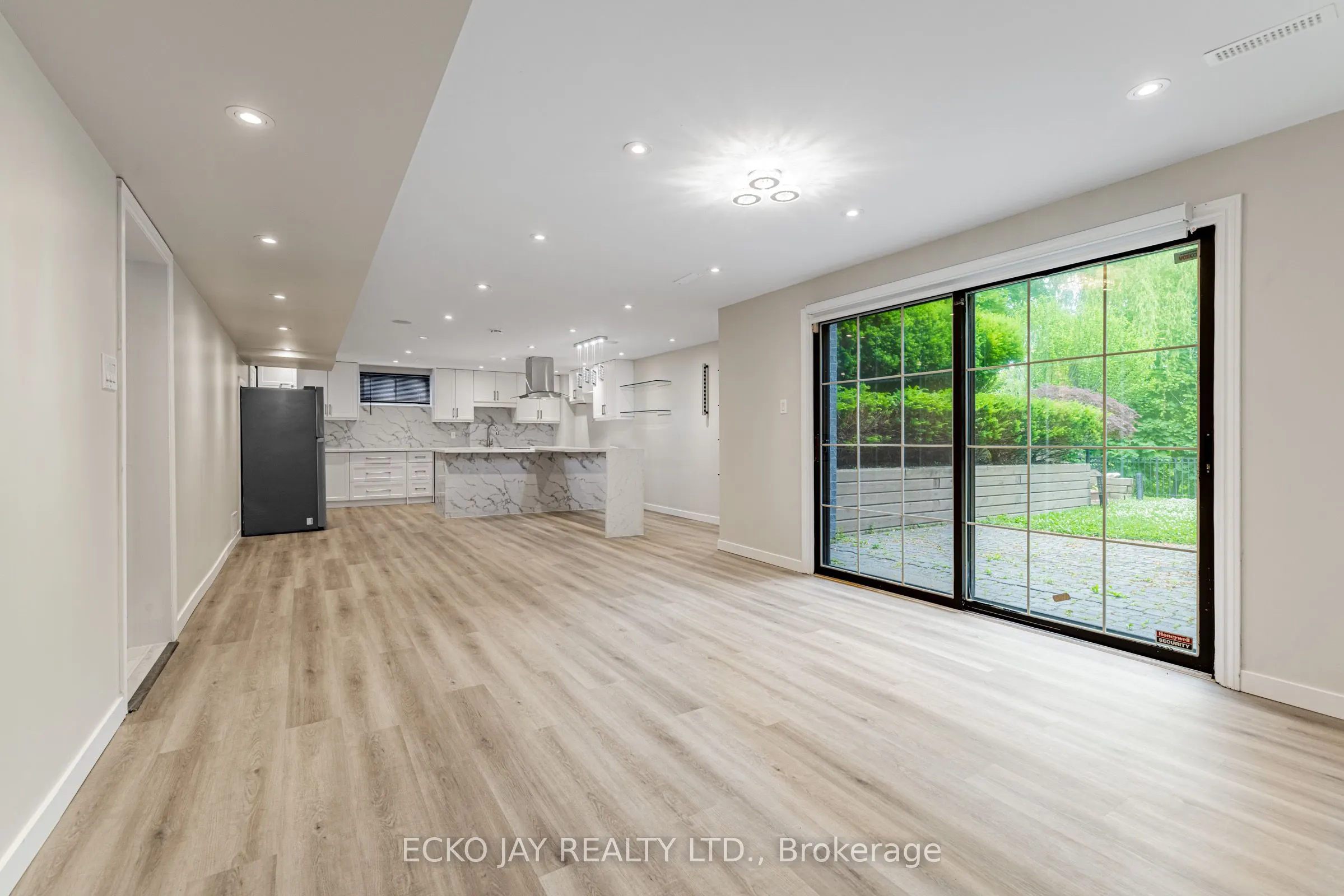 45 Broadleaf Road