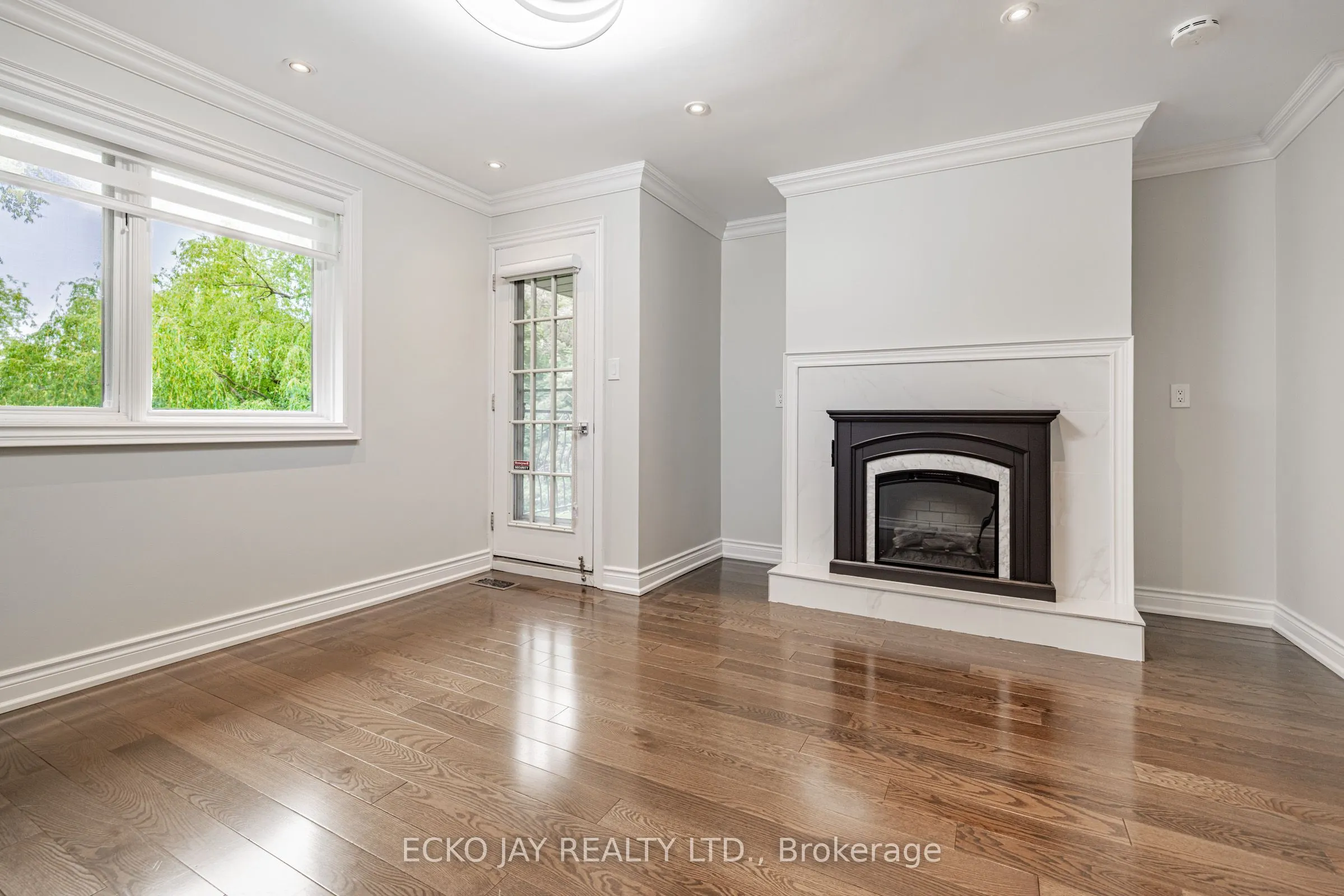 45 Broadleaf Road