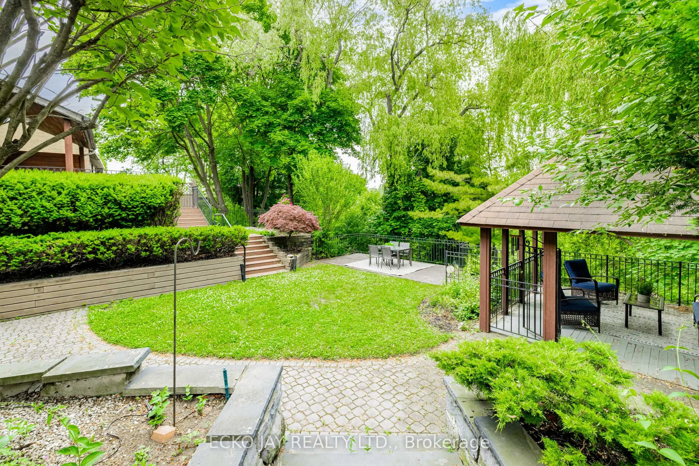 45 Broadleaf Road