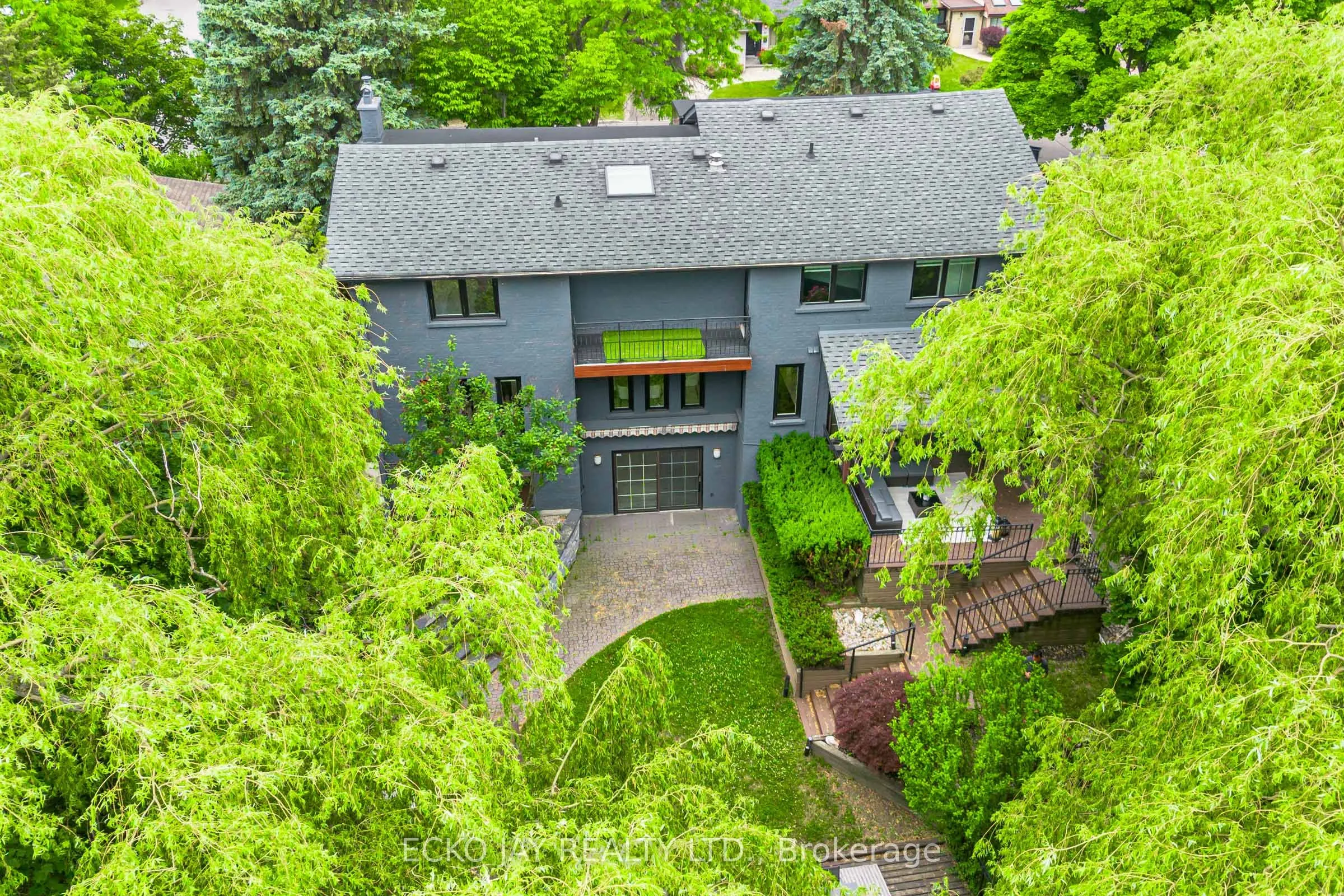 45 Broadleaf Road