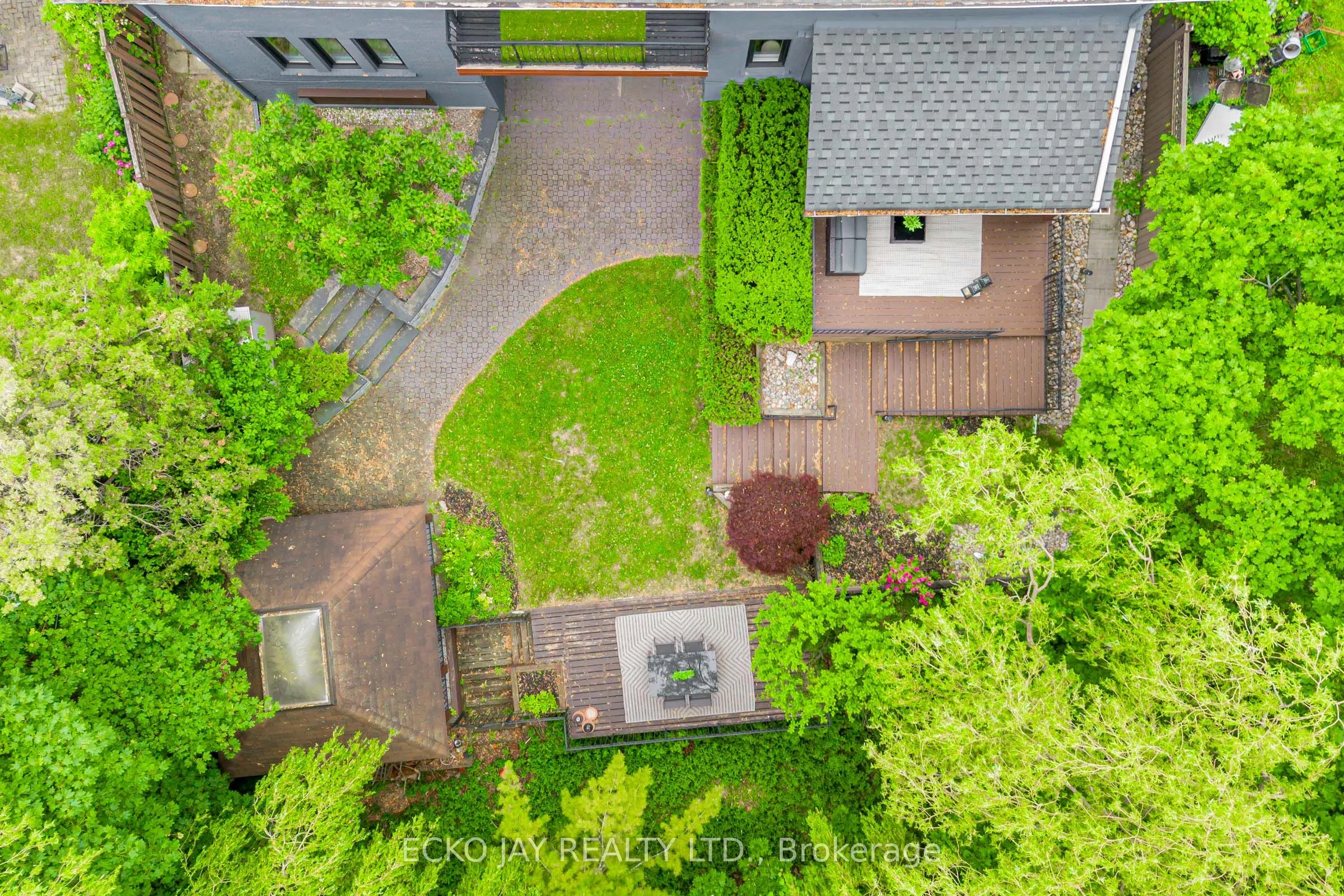 45 Broadleaf Road