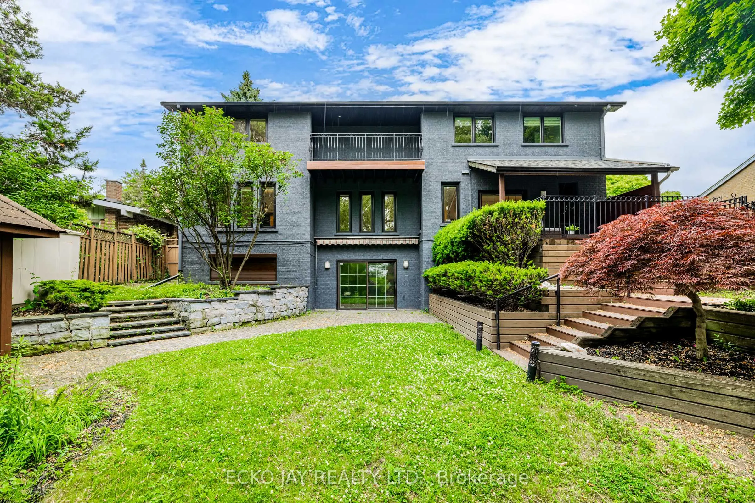 45 Broadleaf Road