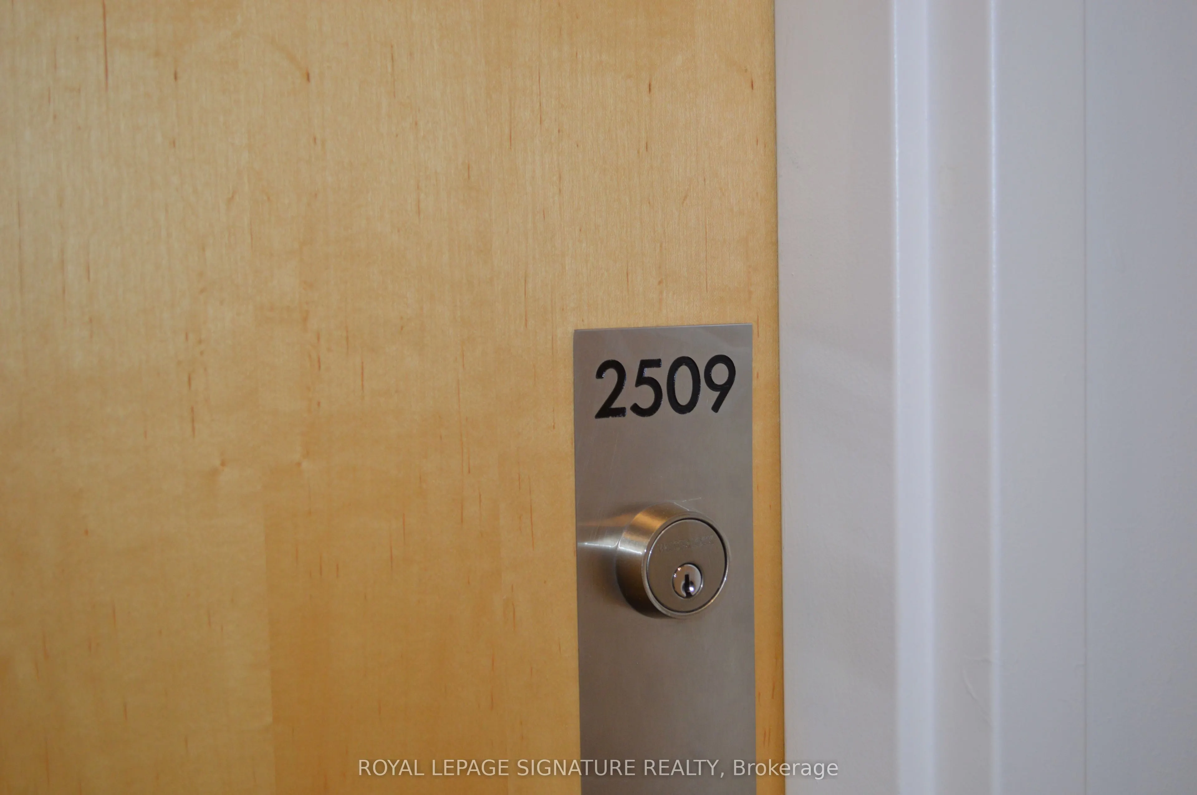 33 Mill Street, #2509
