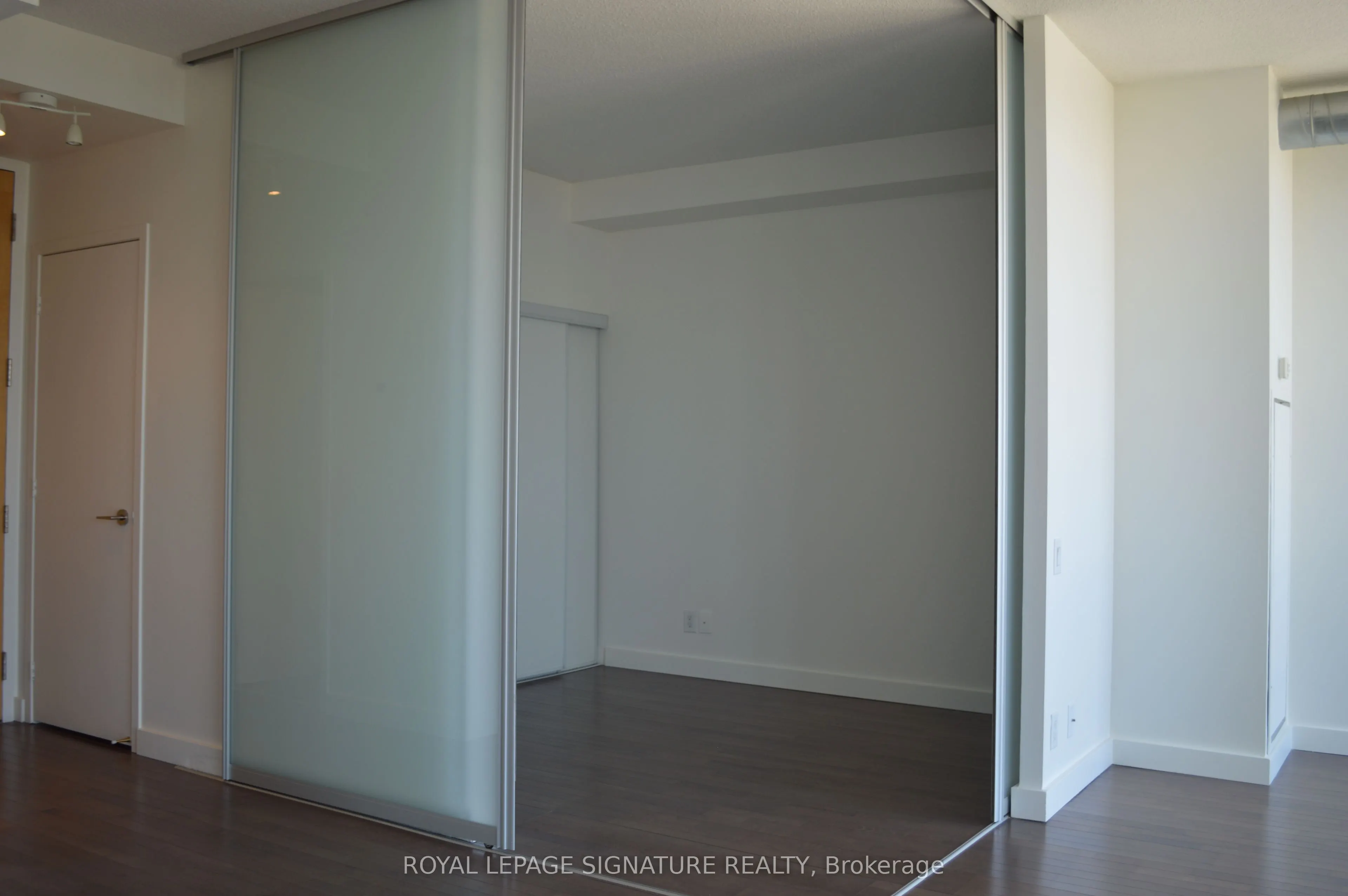 33 Mill Street, #2509