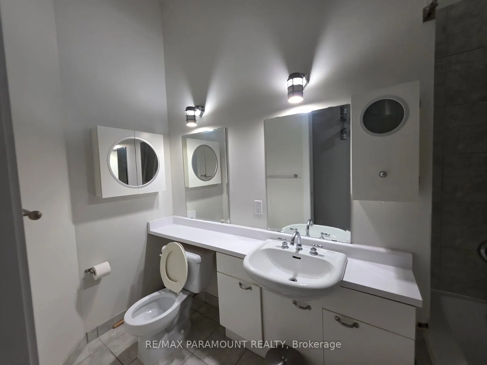 155 Dalhousie Street, #935
