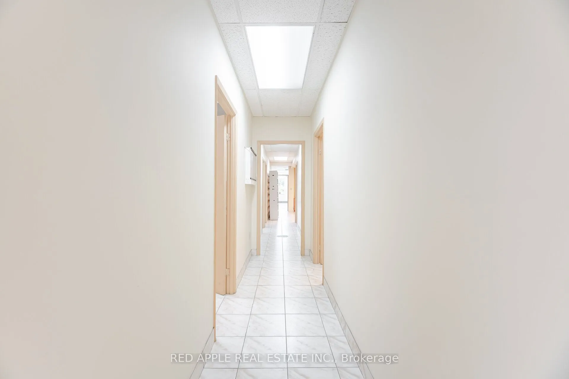 799 Bloor Street W