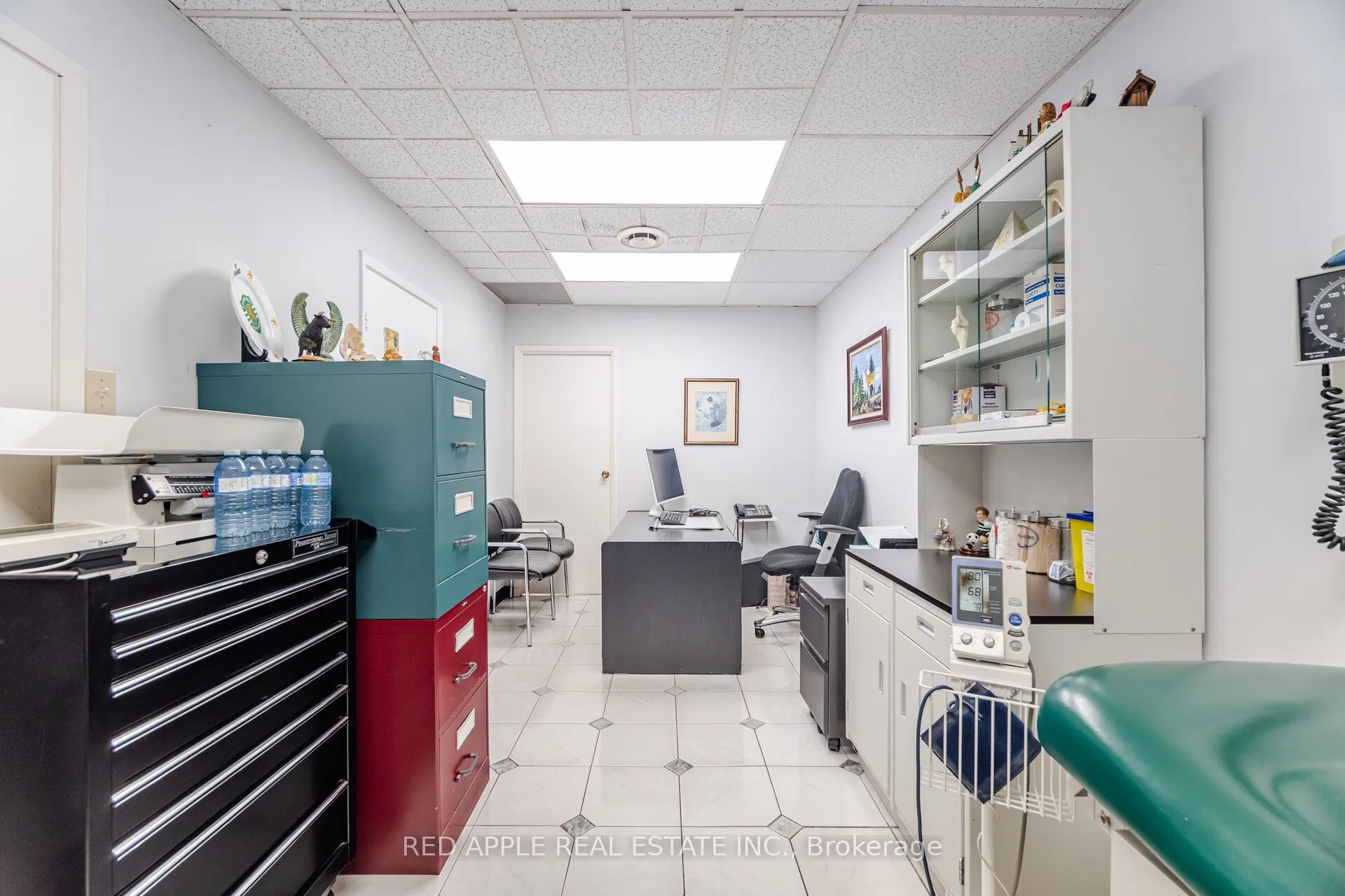 799 Bloor Street W
