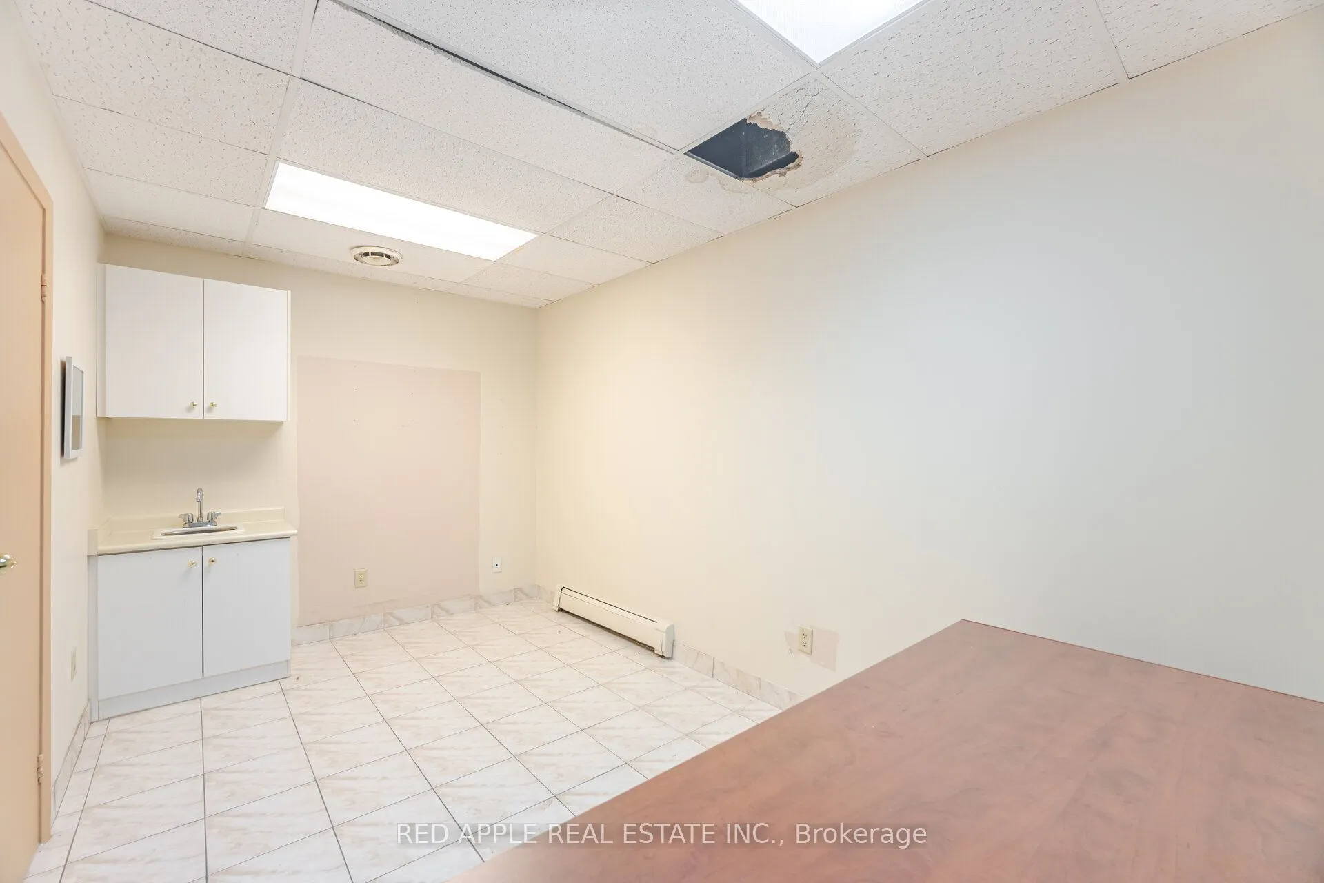 799 Bloor Street W