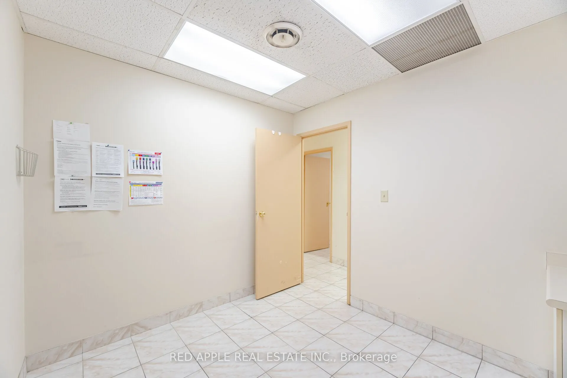 799 Bloor Street W