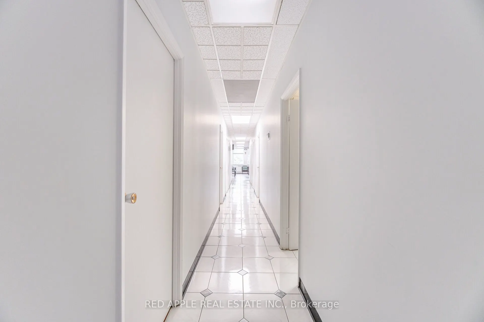 799 Bloor Street W