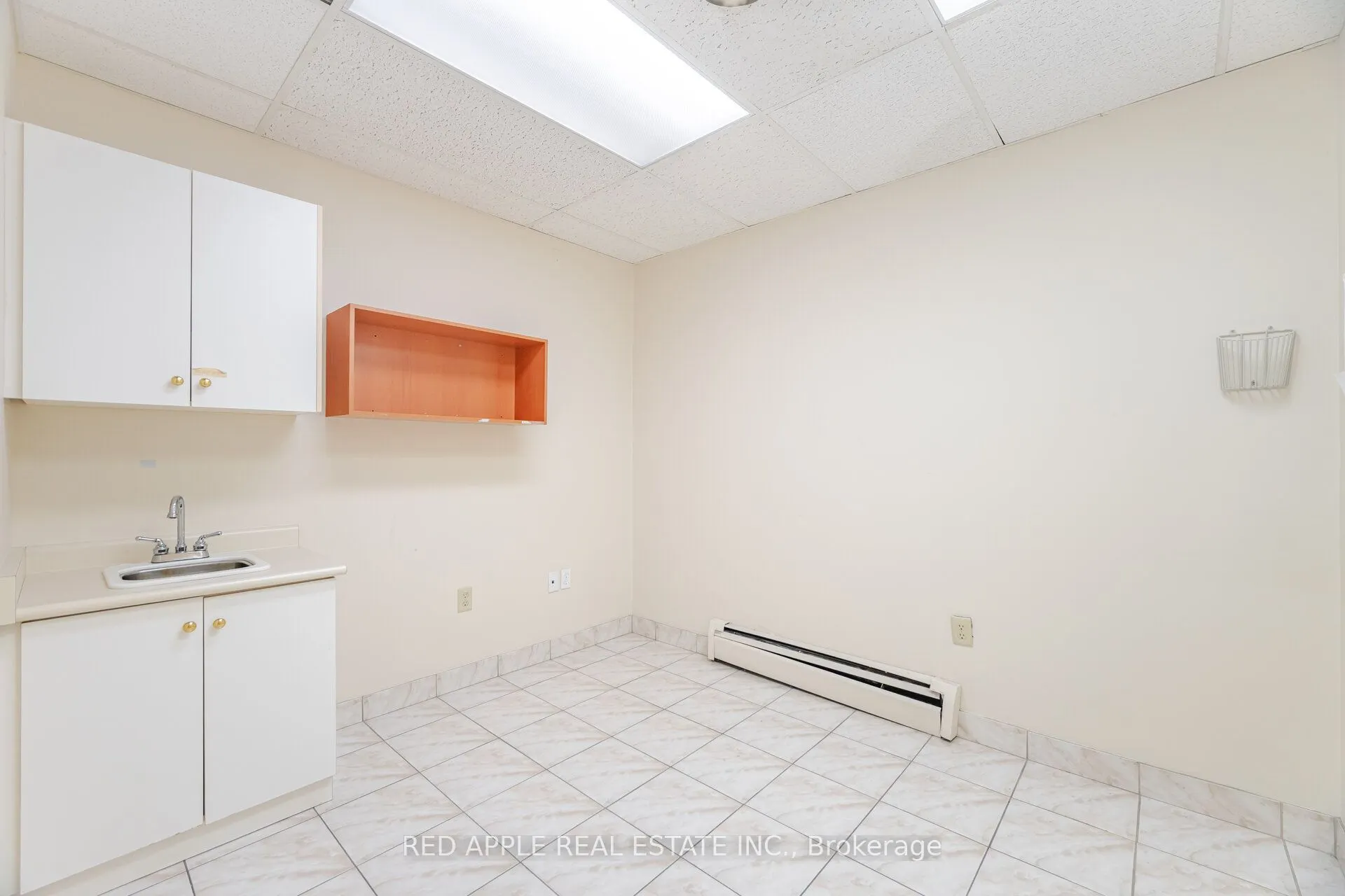 799 Bloor Street W