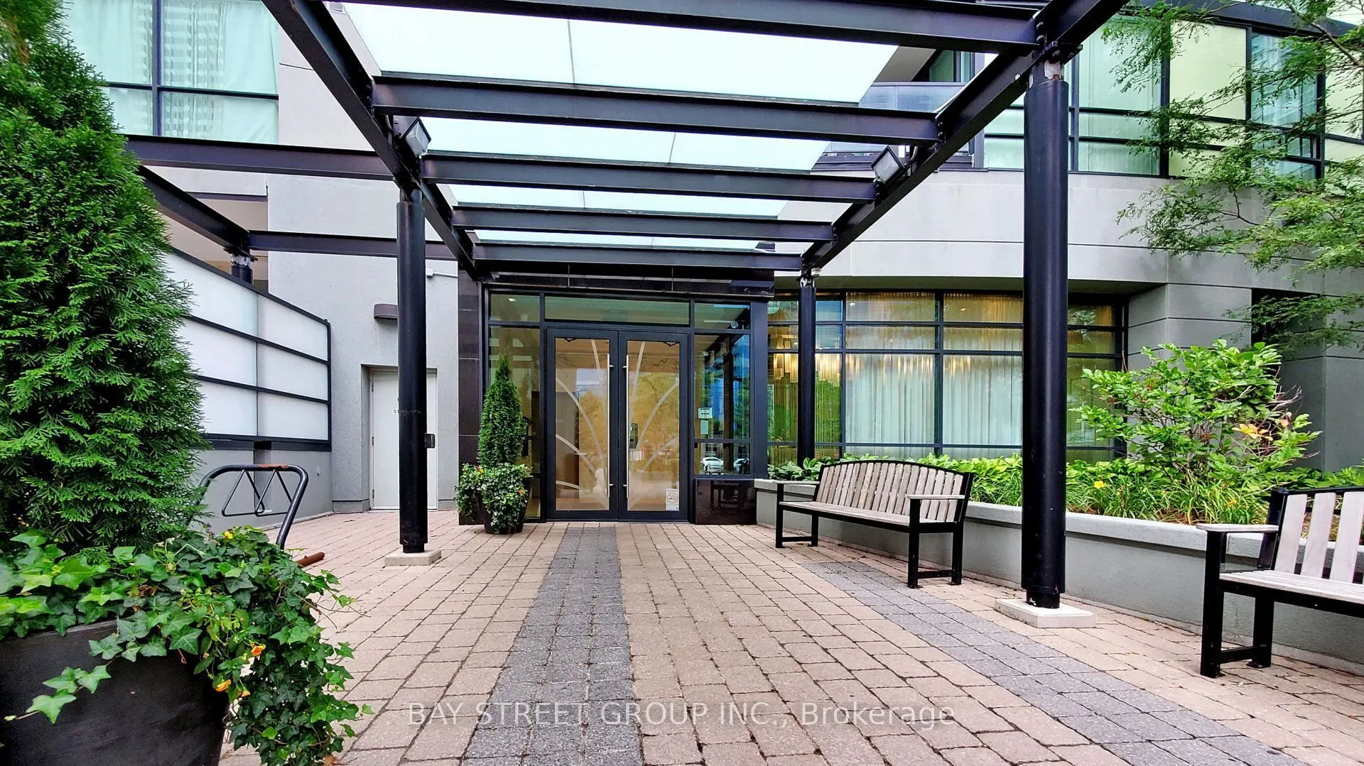 5740 Yonge Street, #1003