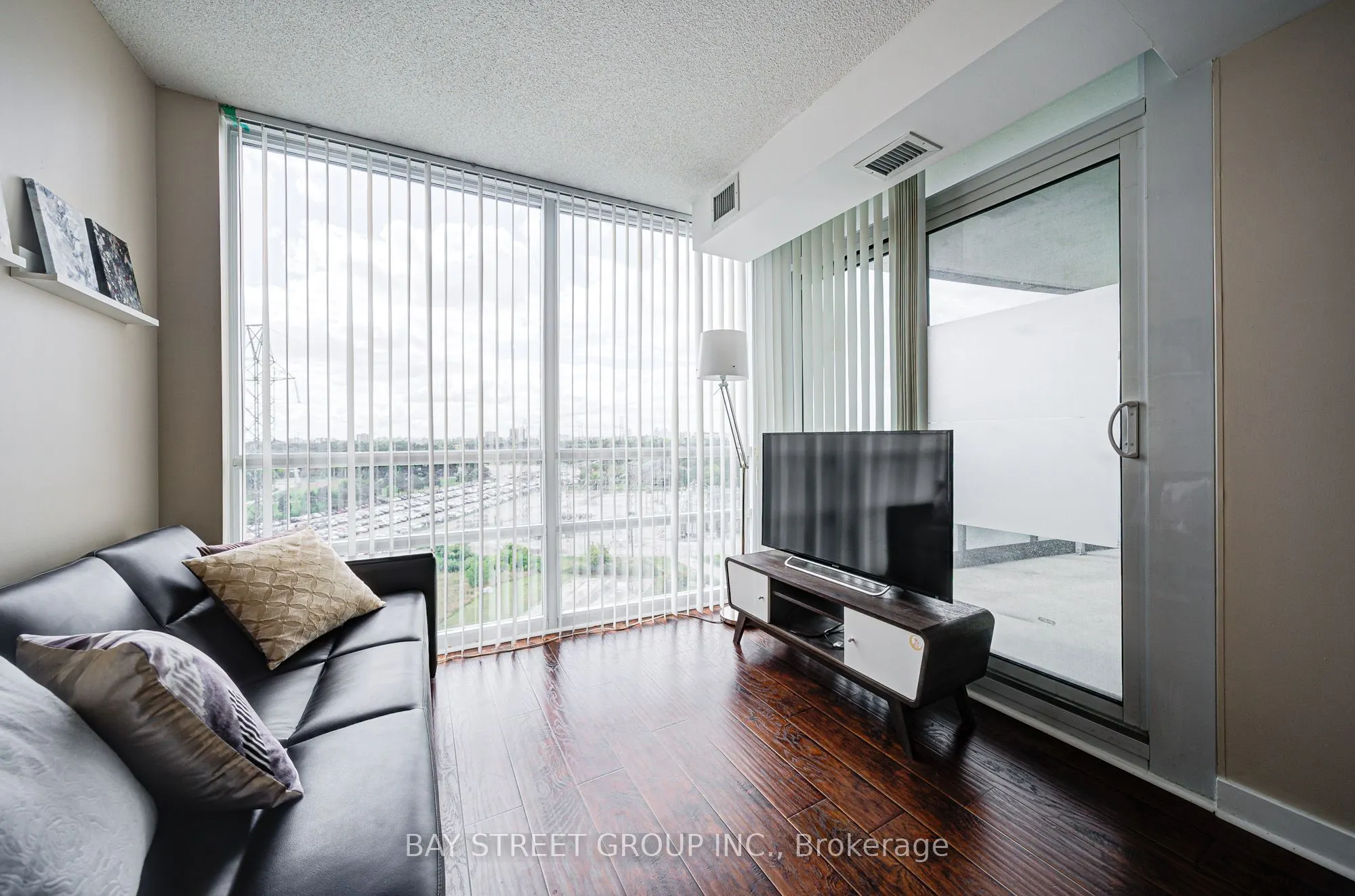 5740 Yonge Street, #1003