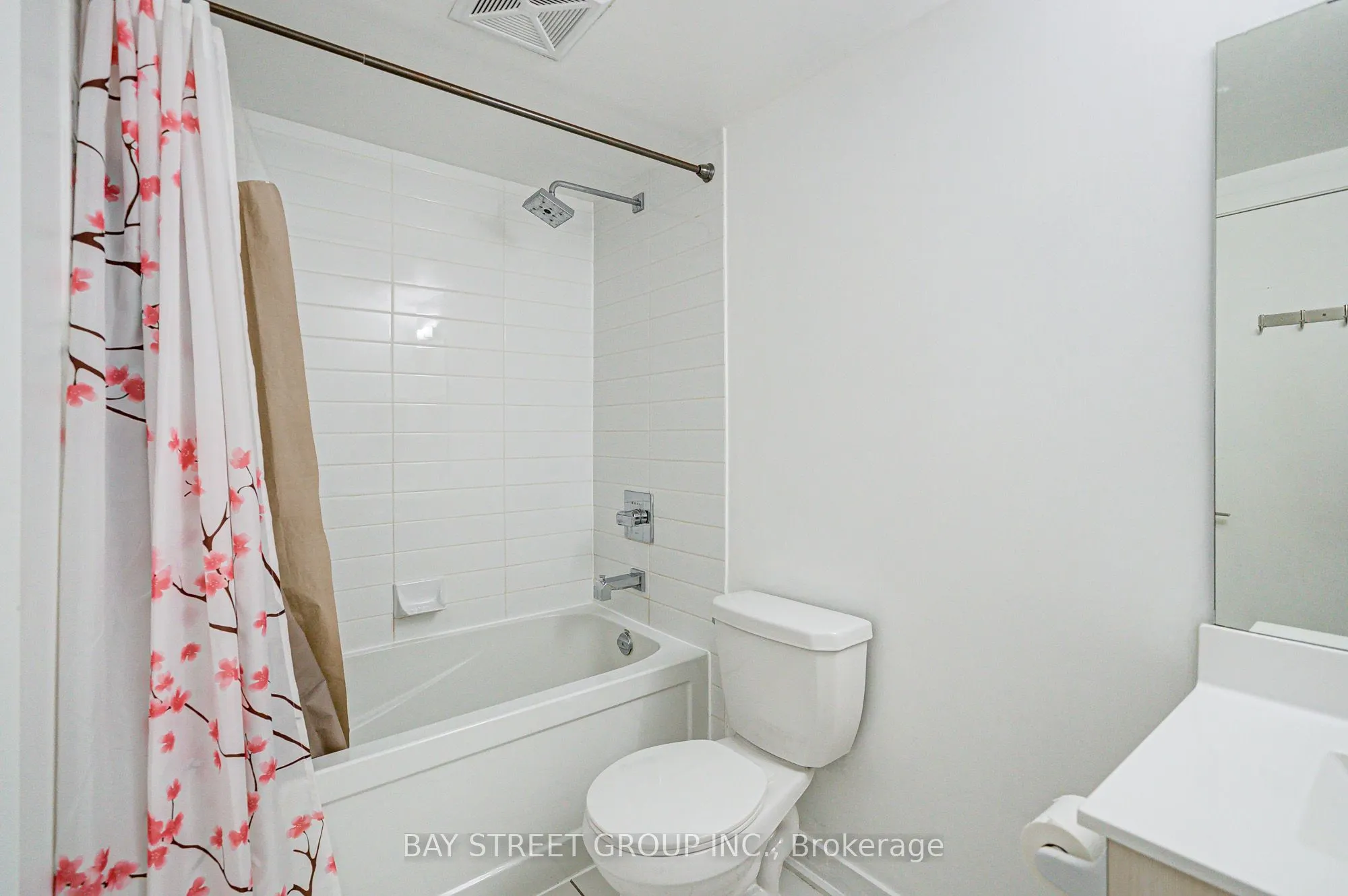 5740 Yonge Street, #1003