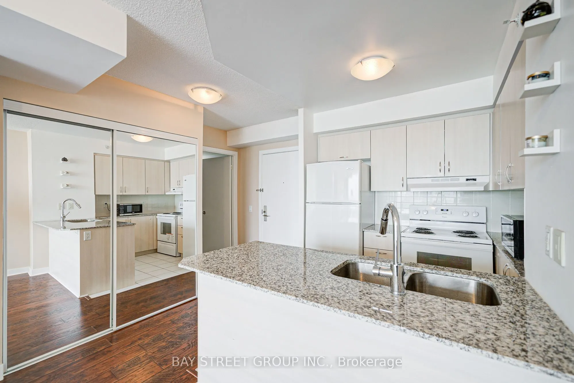 5740 Yonge Street, #1003