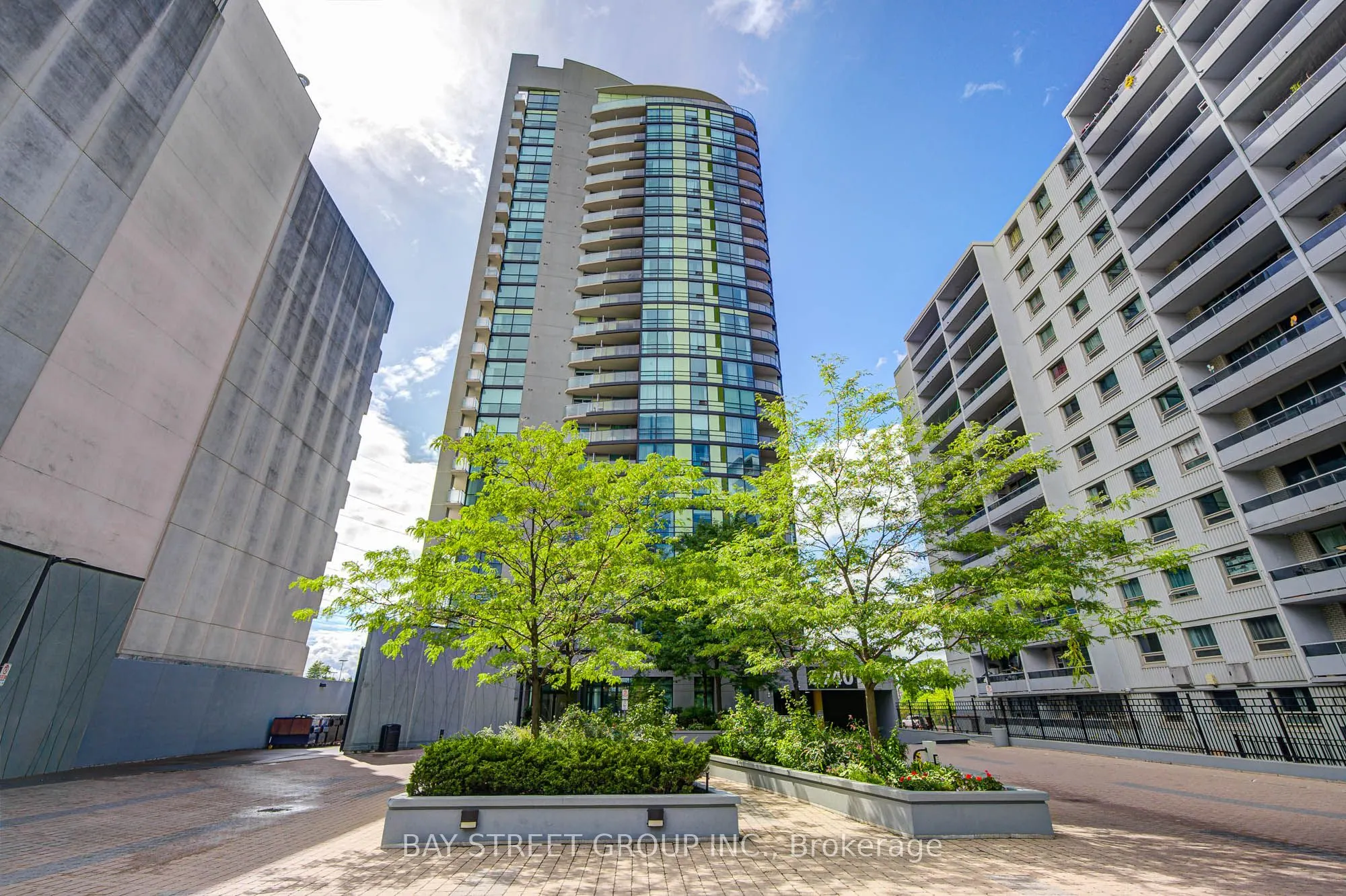 5740 Yonge Street, #1003