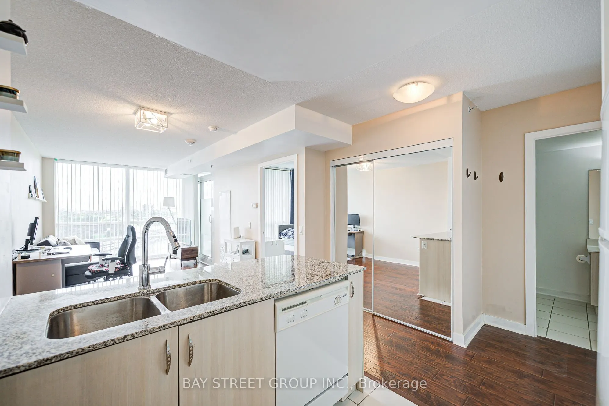 5740 Yonge Street, #1003