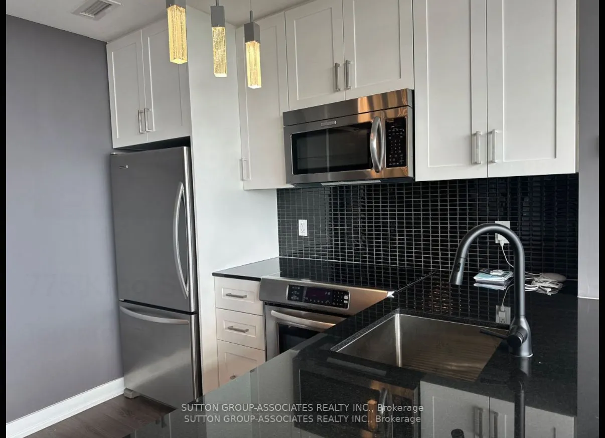 775 King Street W, #1003