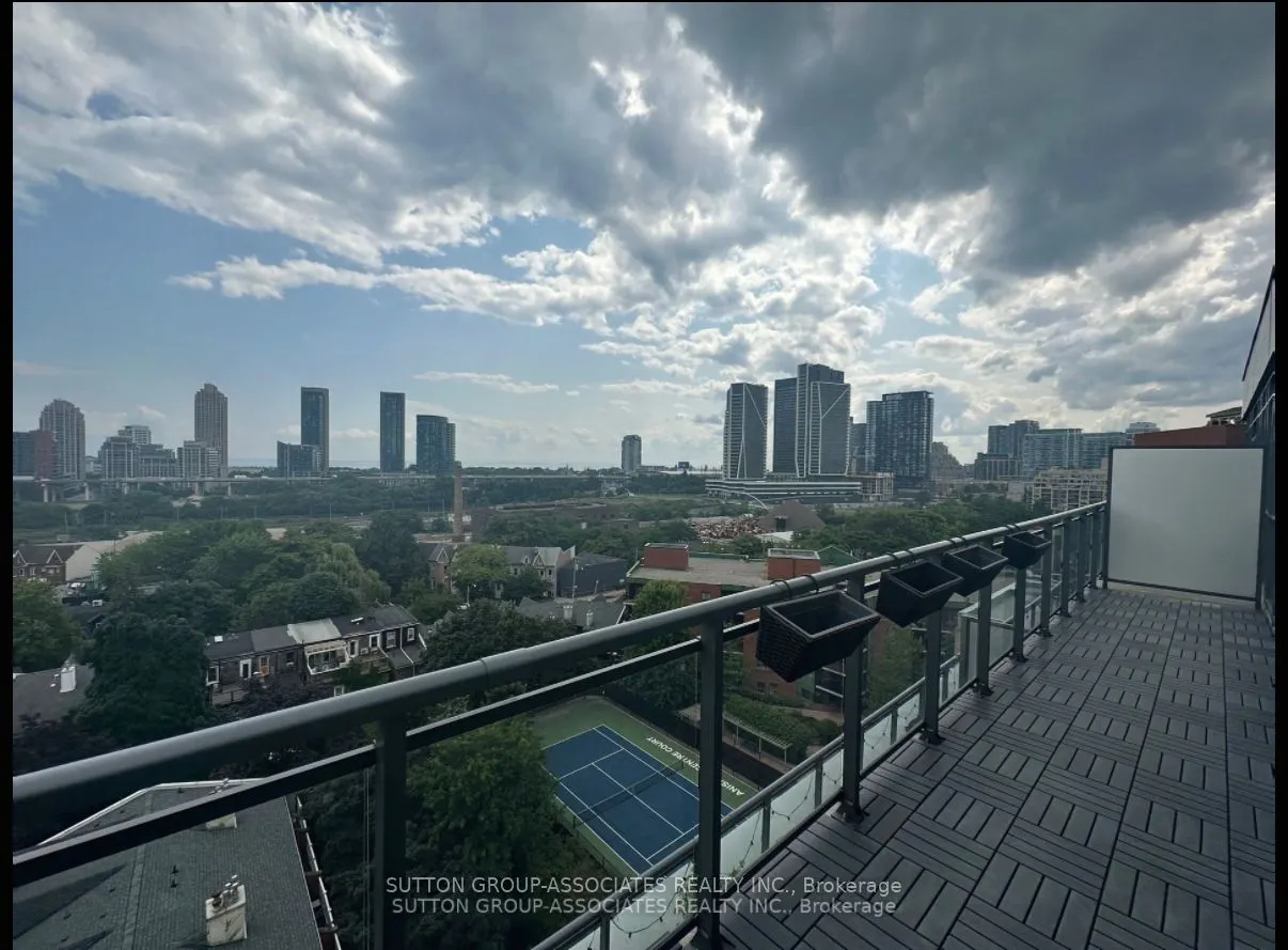 775 King Street W, #1003