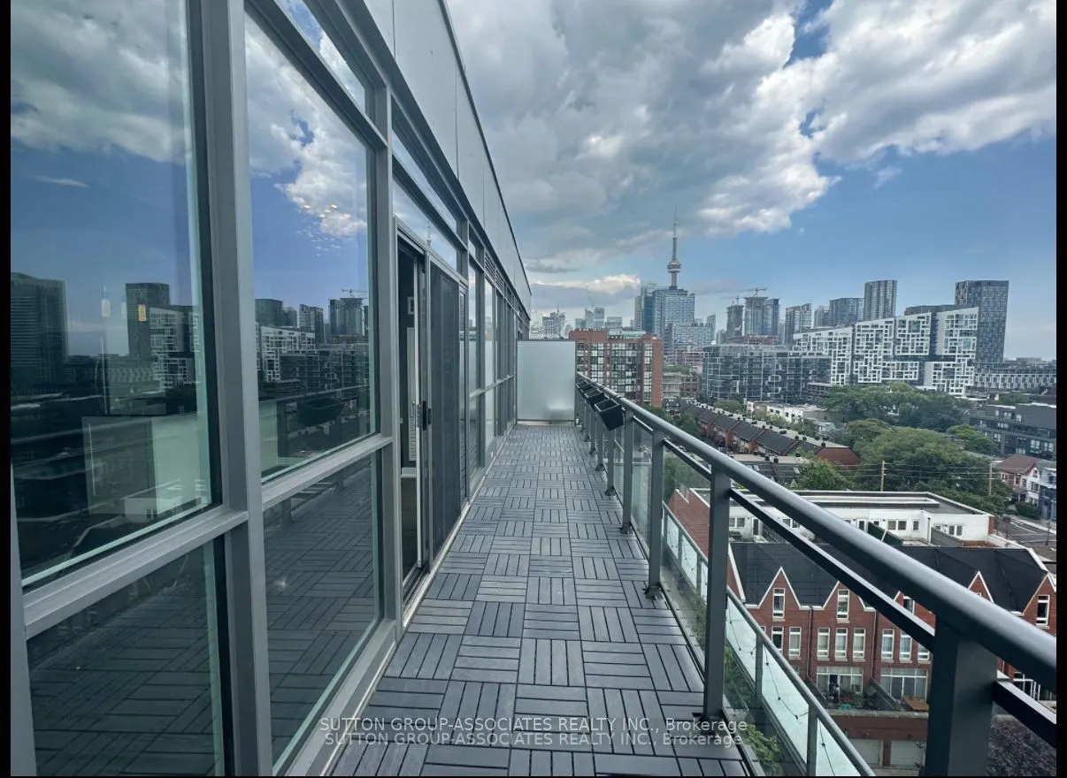 775 King Street W, #1003