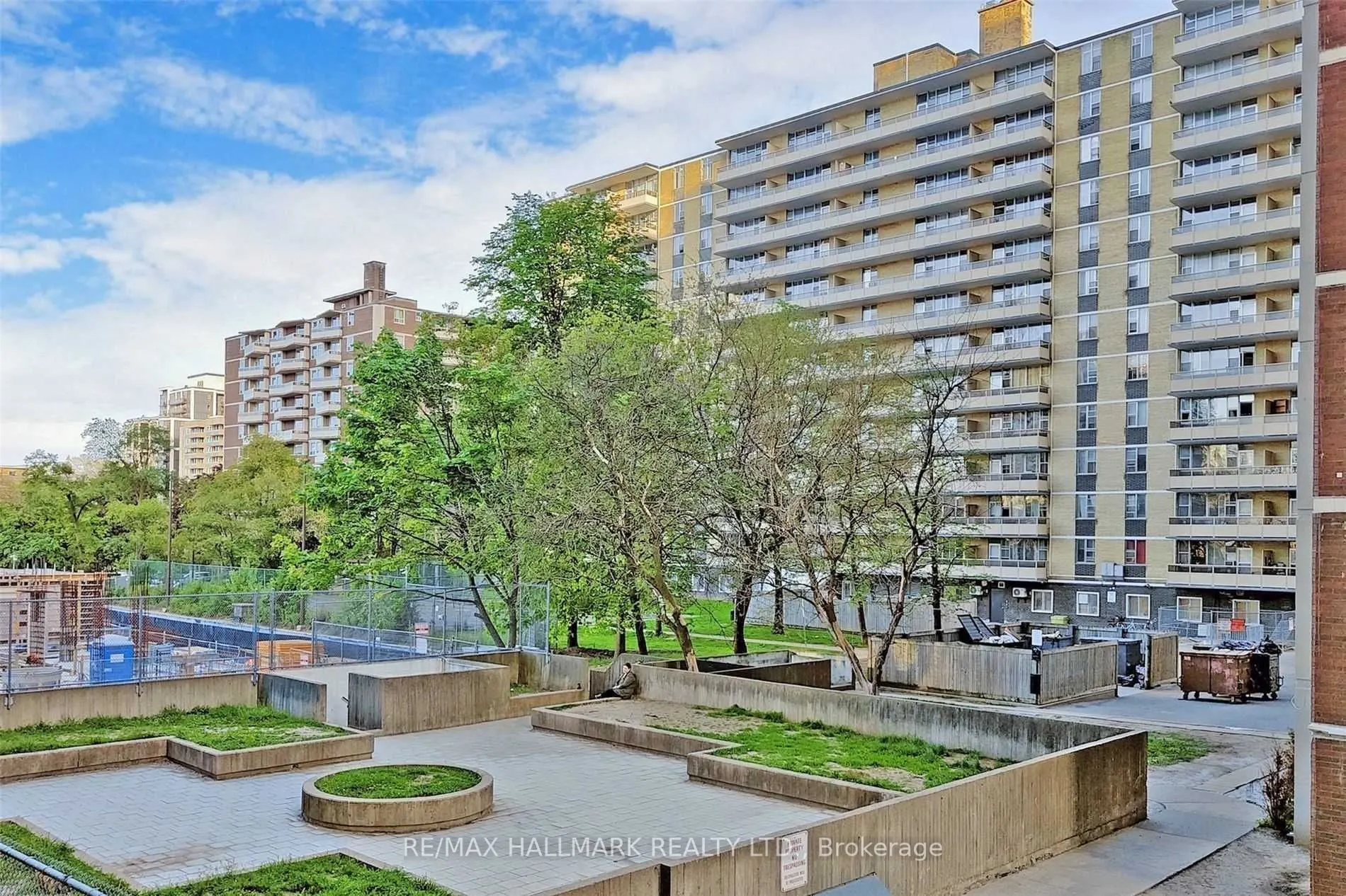 195 Redpath Avenue, #205