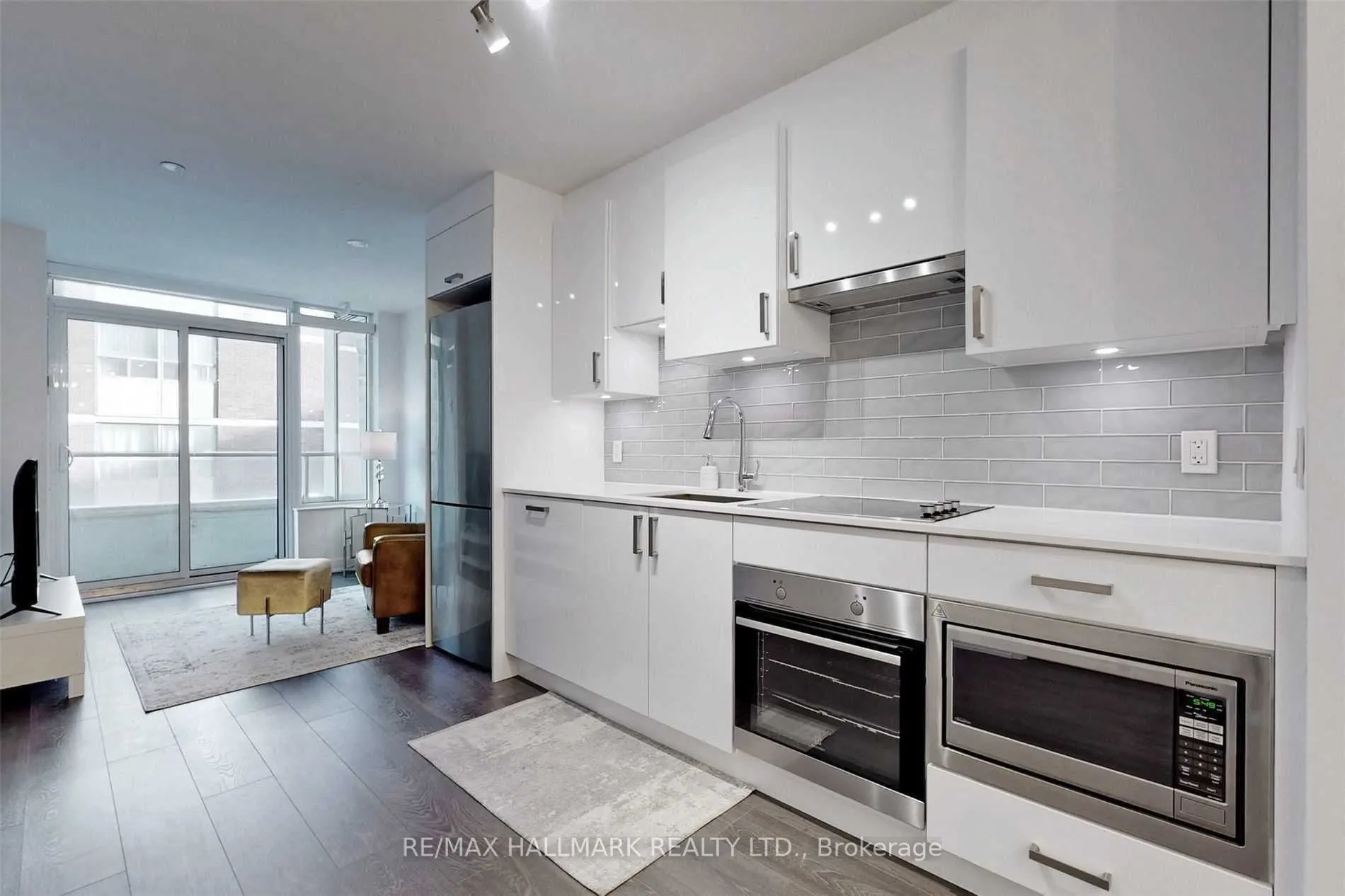 195 Redpath Avenue, #205