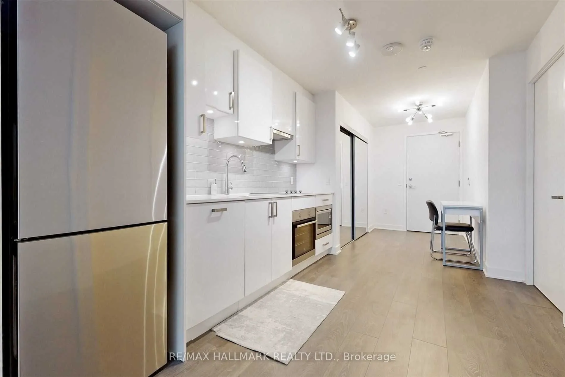 195 Redpath Avenue, #205