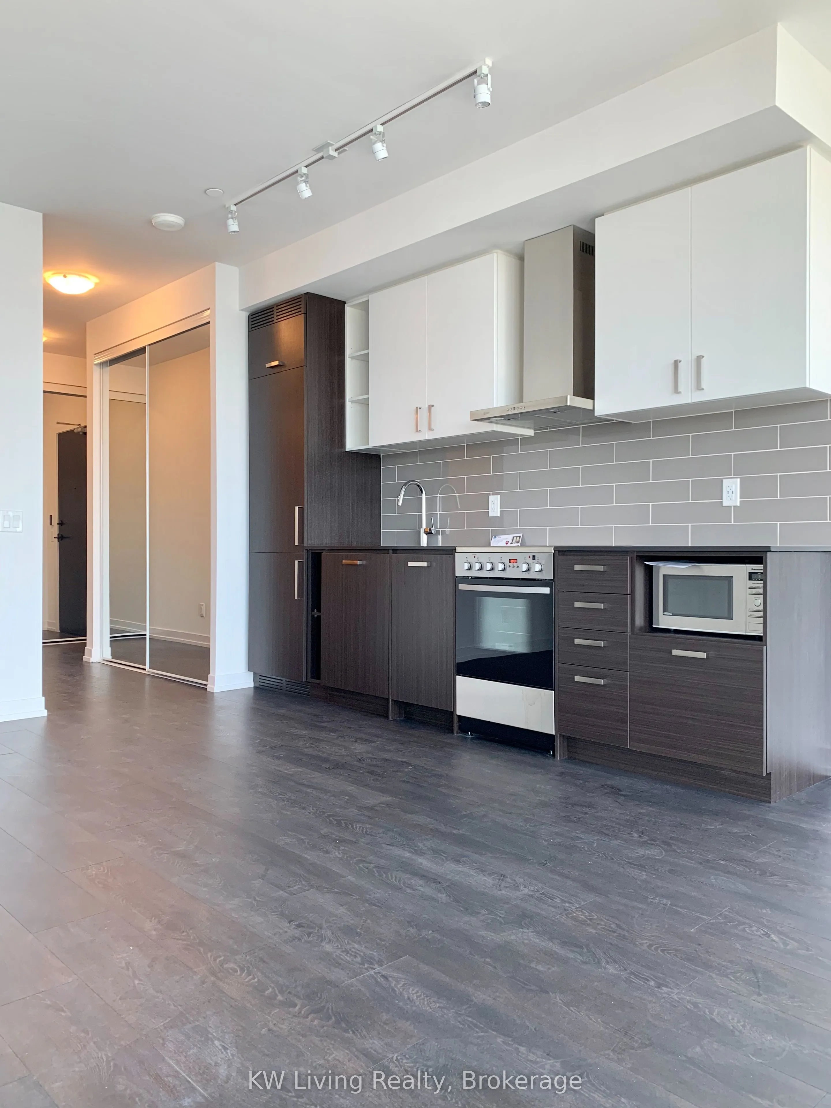 125 Redpath Avenue, #3208