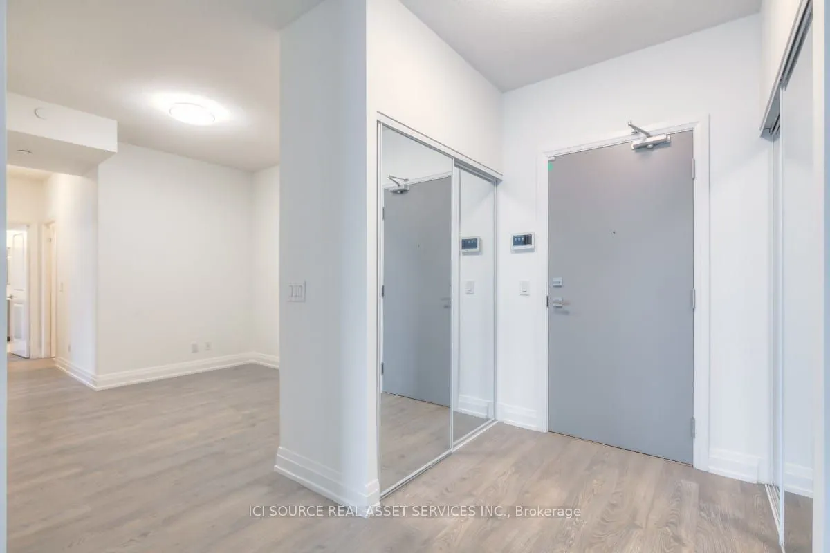 591 Sheppard Avenue E, #912