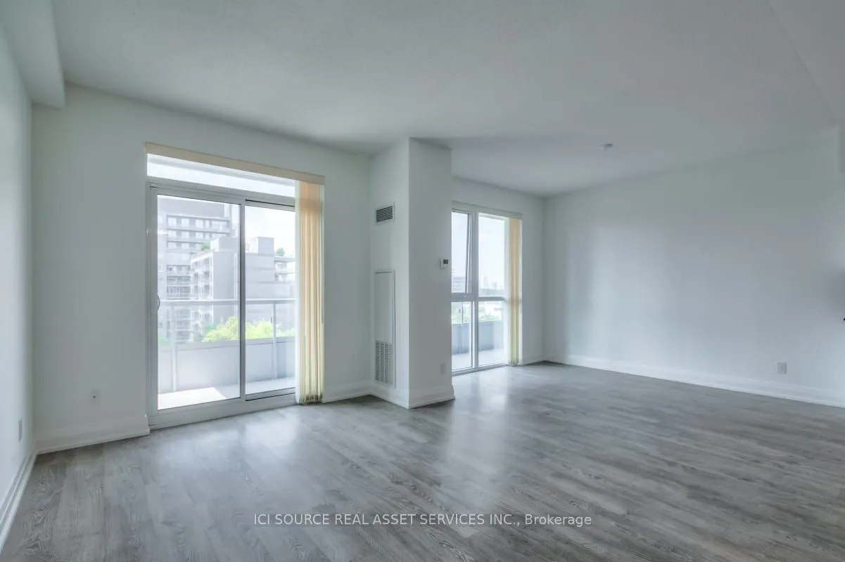591 Sheppard Avenue E, #912
