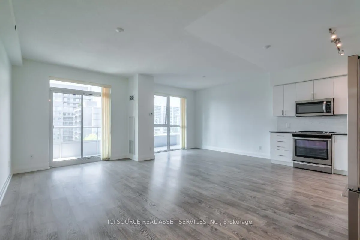 591 Sheppard Avenue E, #912