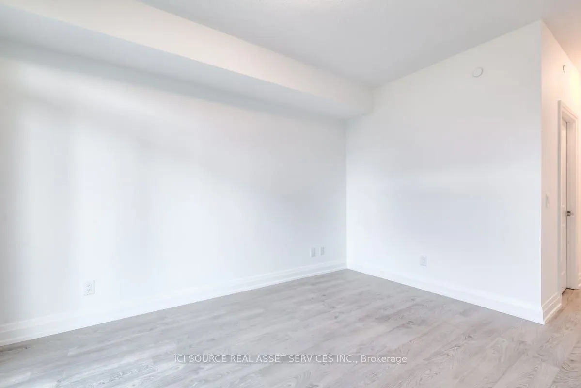 591 Sheppard Avenue E, #912