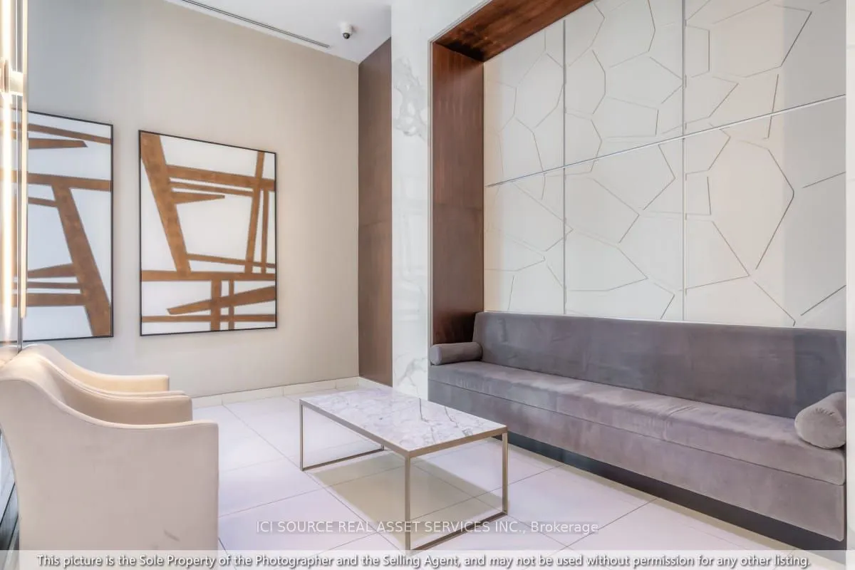 591 Sheppard Avenue E, #912