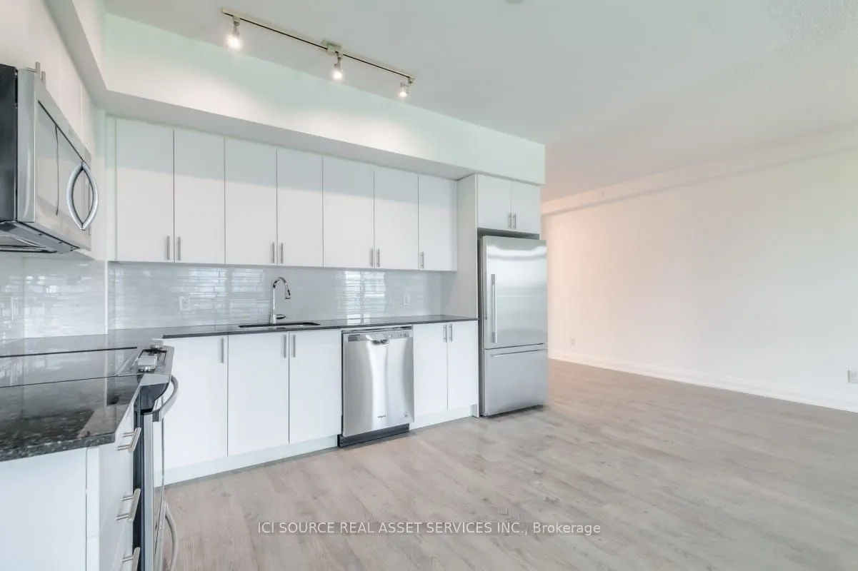 591 Sheppard Avenue E, #912