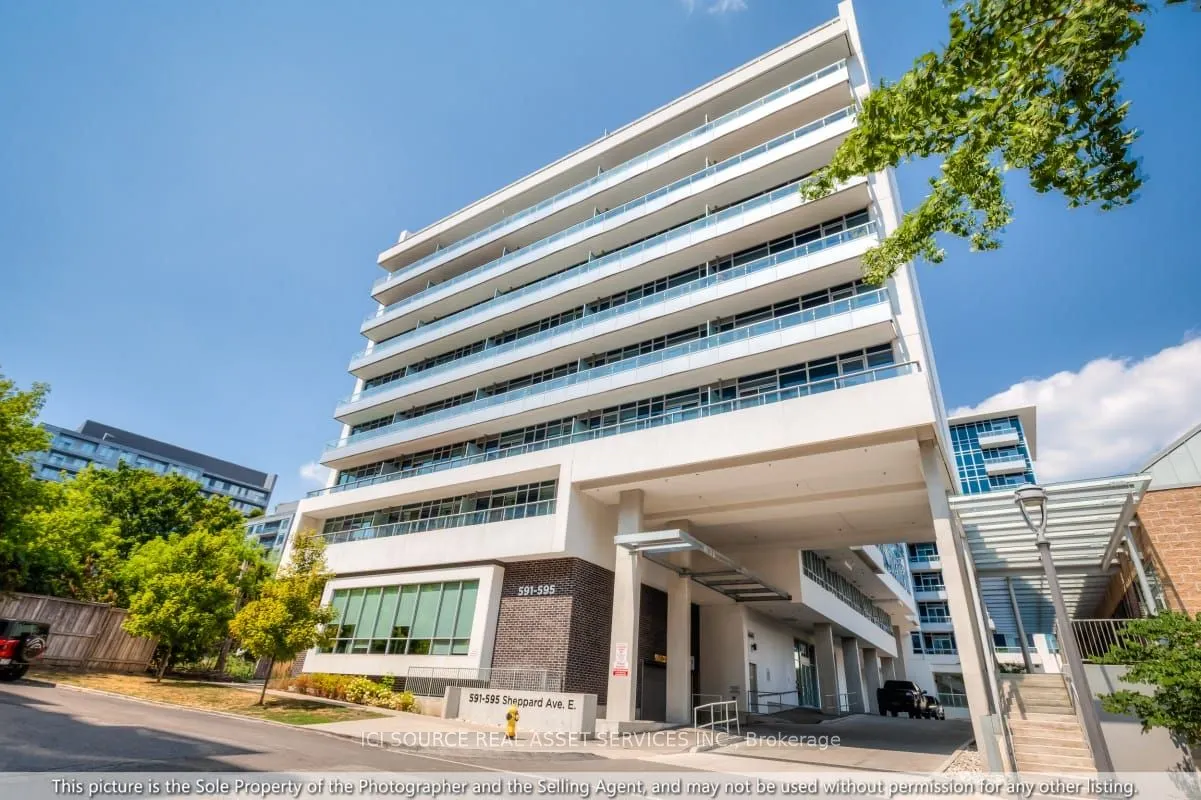 591 Sheppard Avenue E, #912