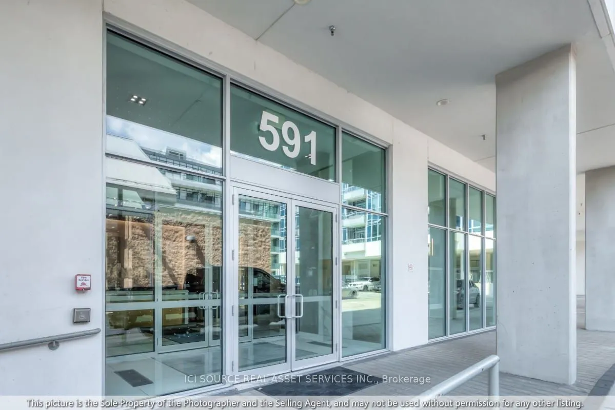 591 Sheppard Avenue E, #912