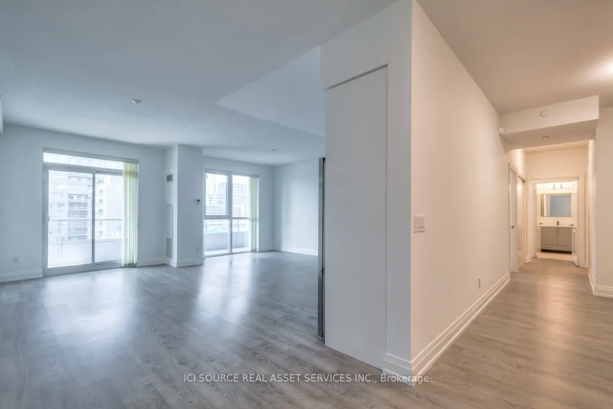 591 Sheppard Avenue E, #912