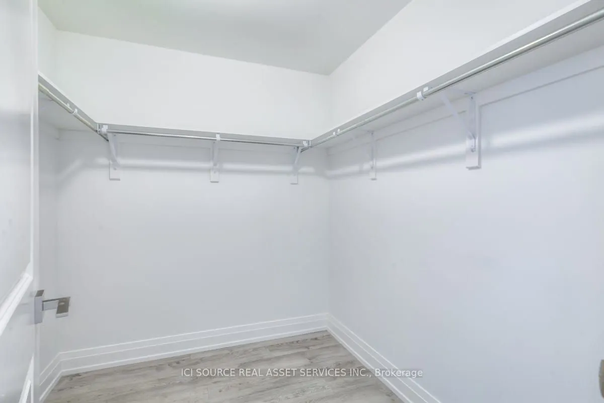 591 Sheppard Avenue E, #912