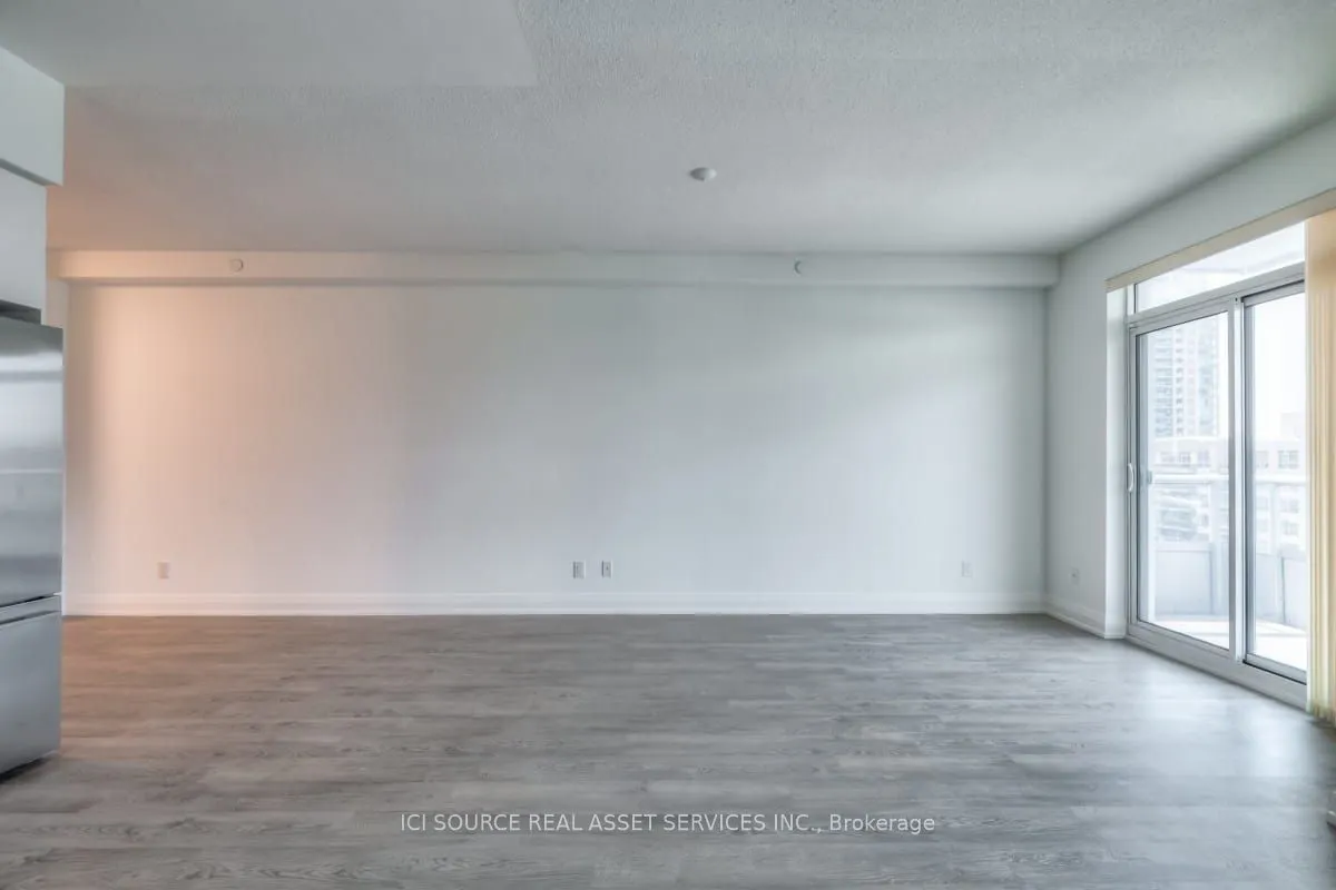 591 Sheppard Avenue E, #912
