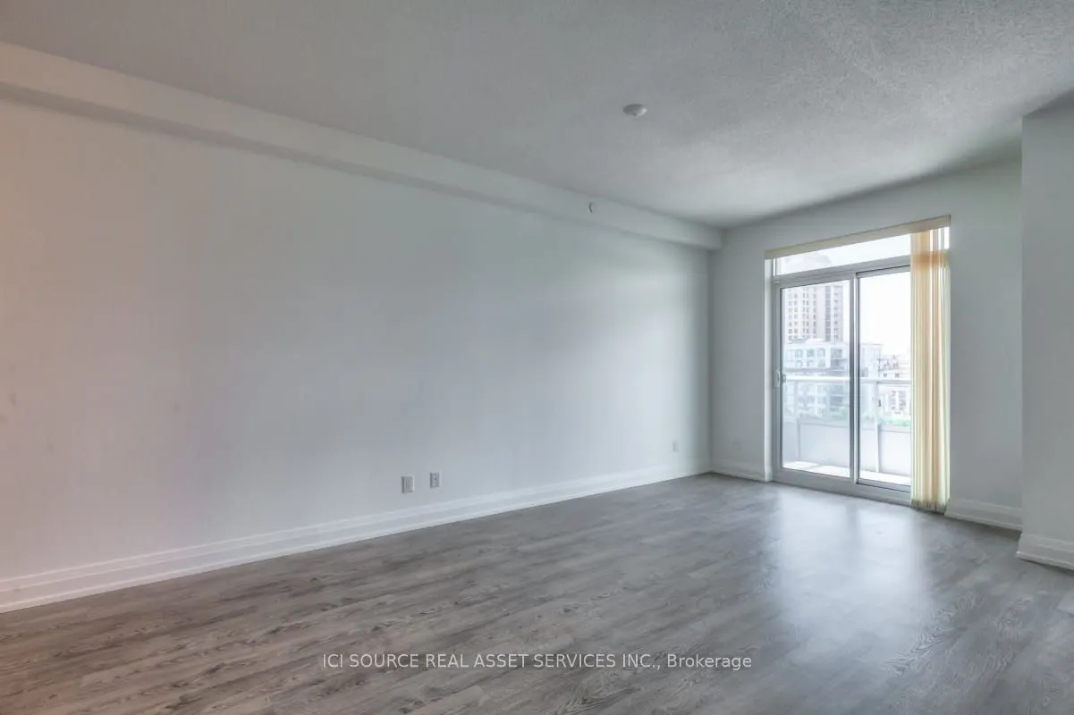 591 Sheppard Avenue E, #912