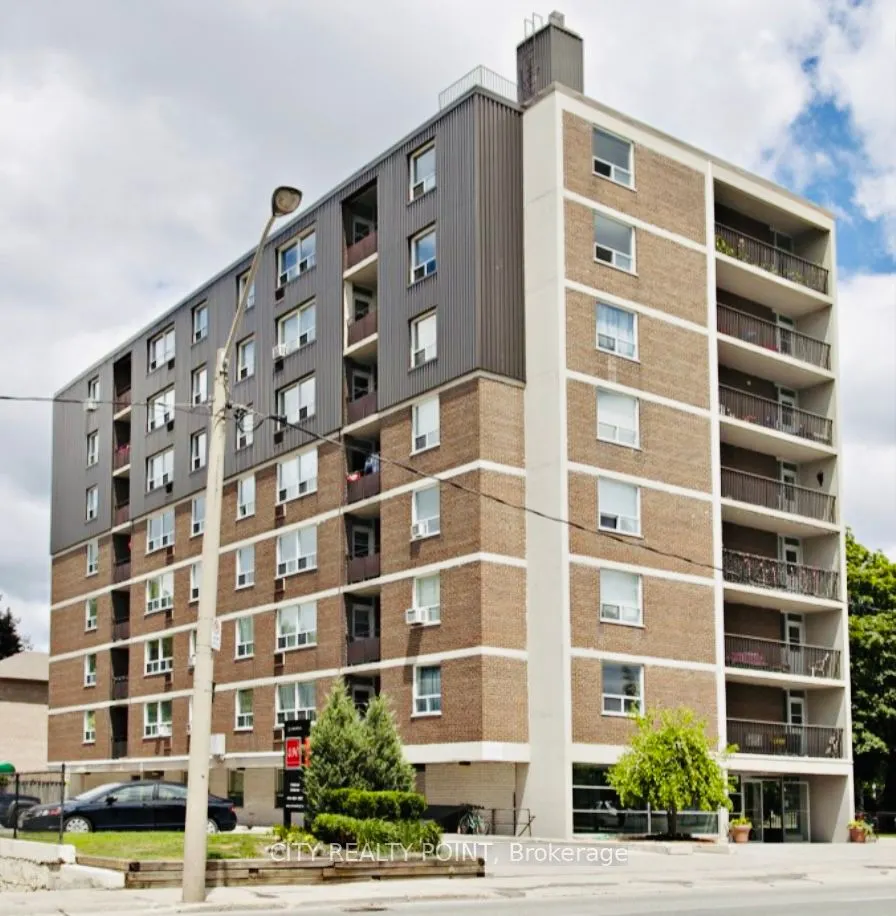 490 Eglinton Street E, #506