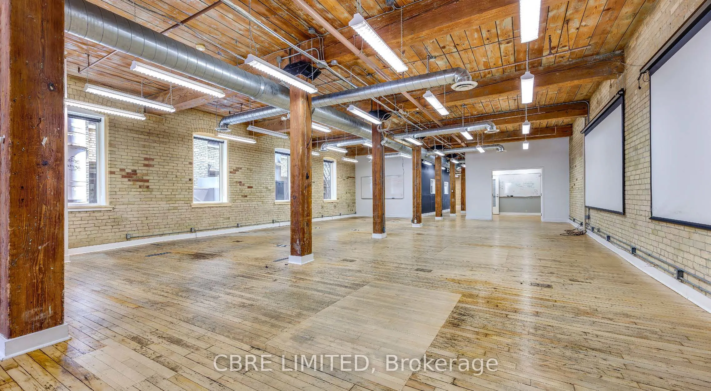 220 King Street W, #300