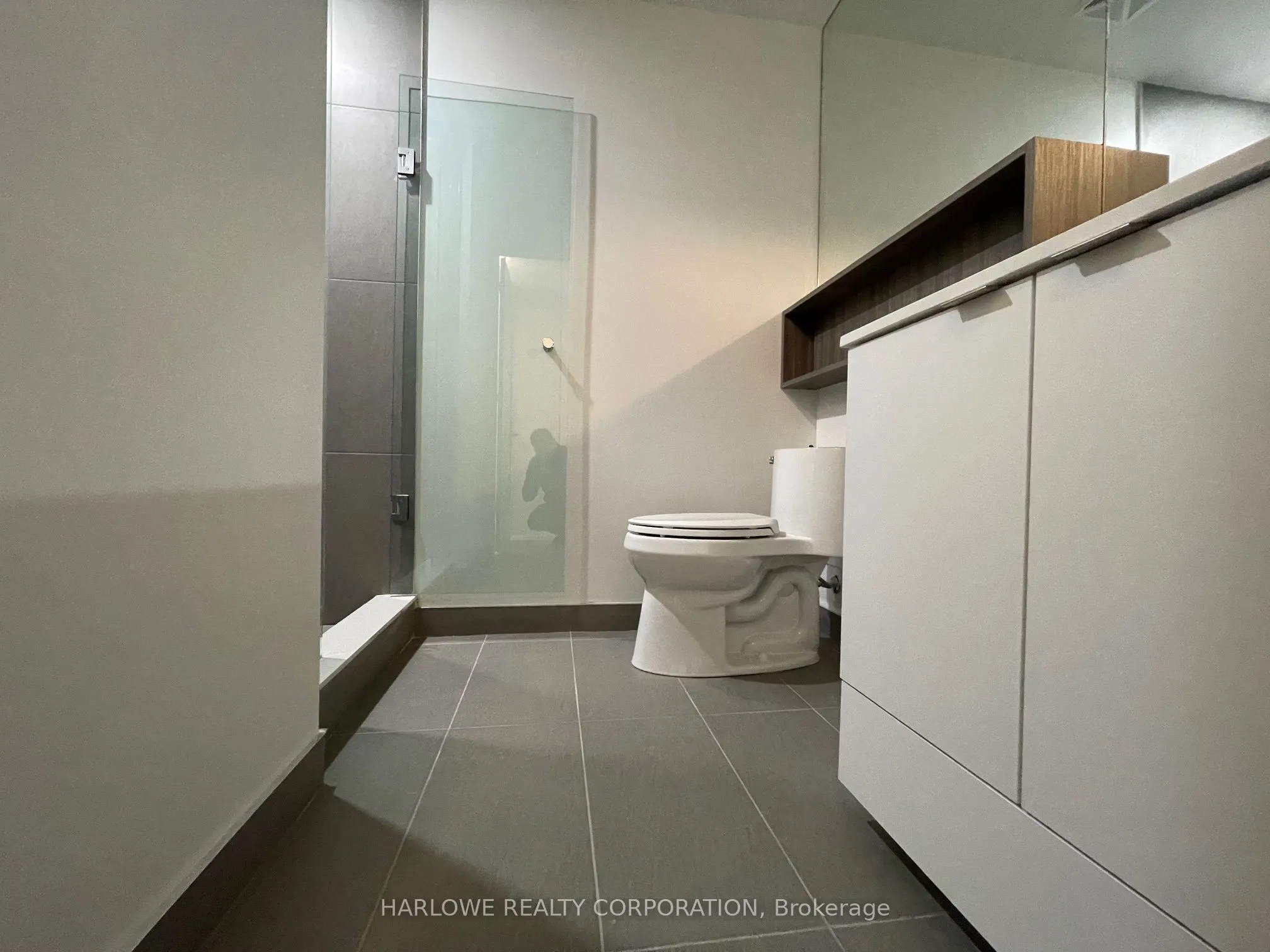 135 Lower Sherbourne Street, #2327 W