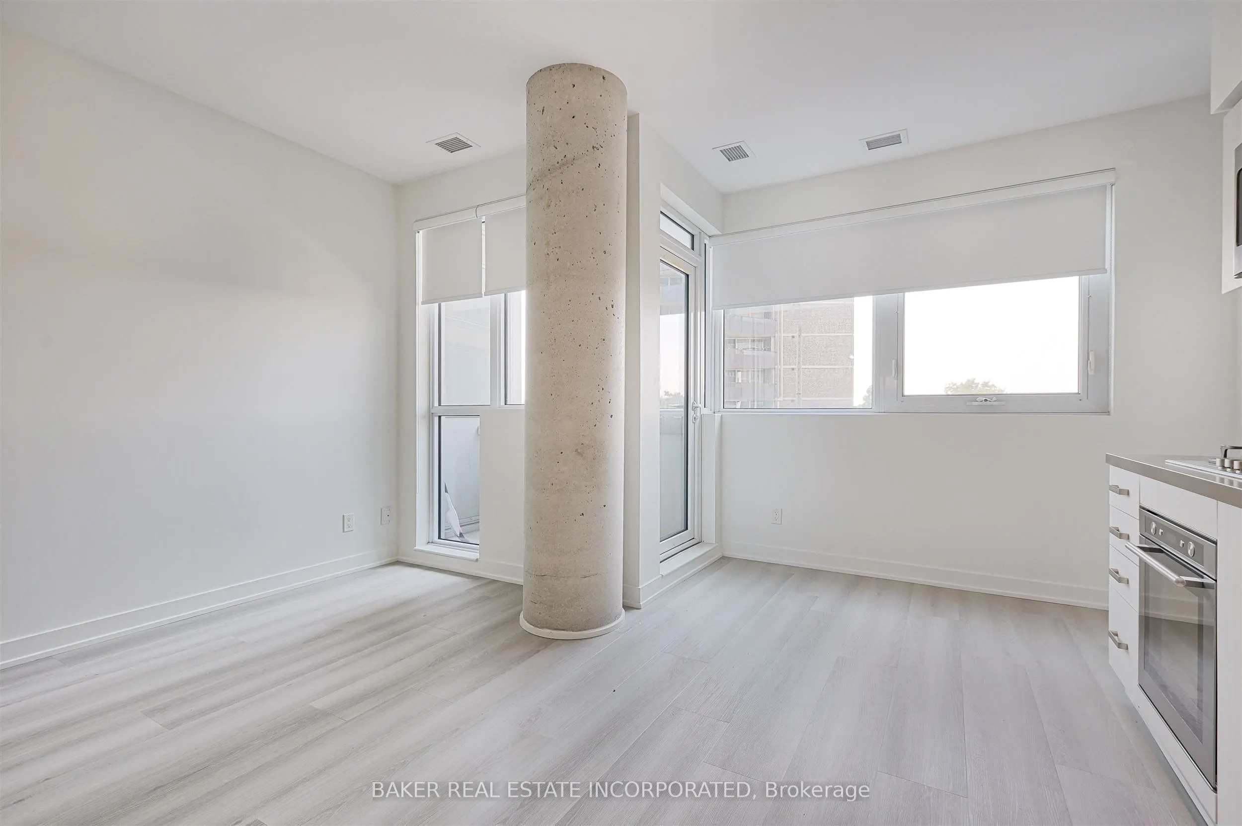 501 St Clair Avenue W, #219