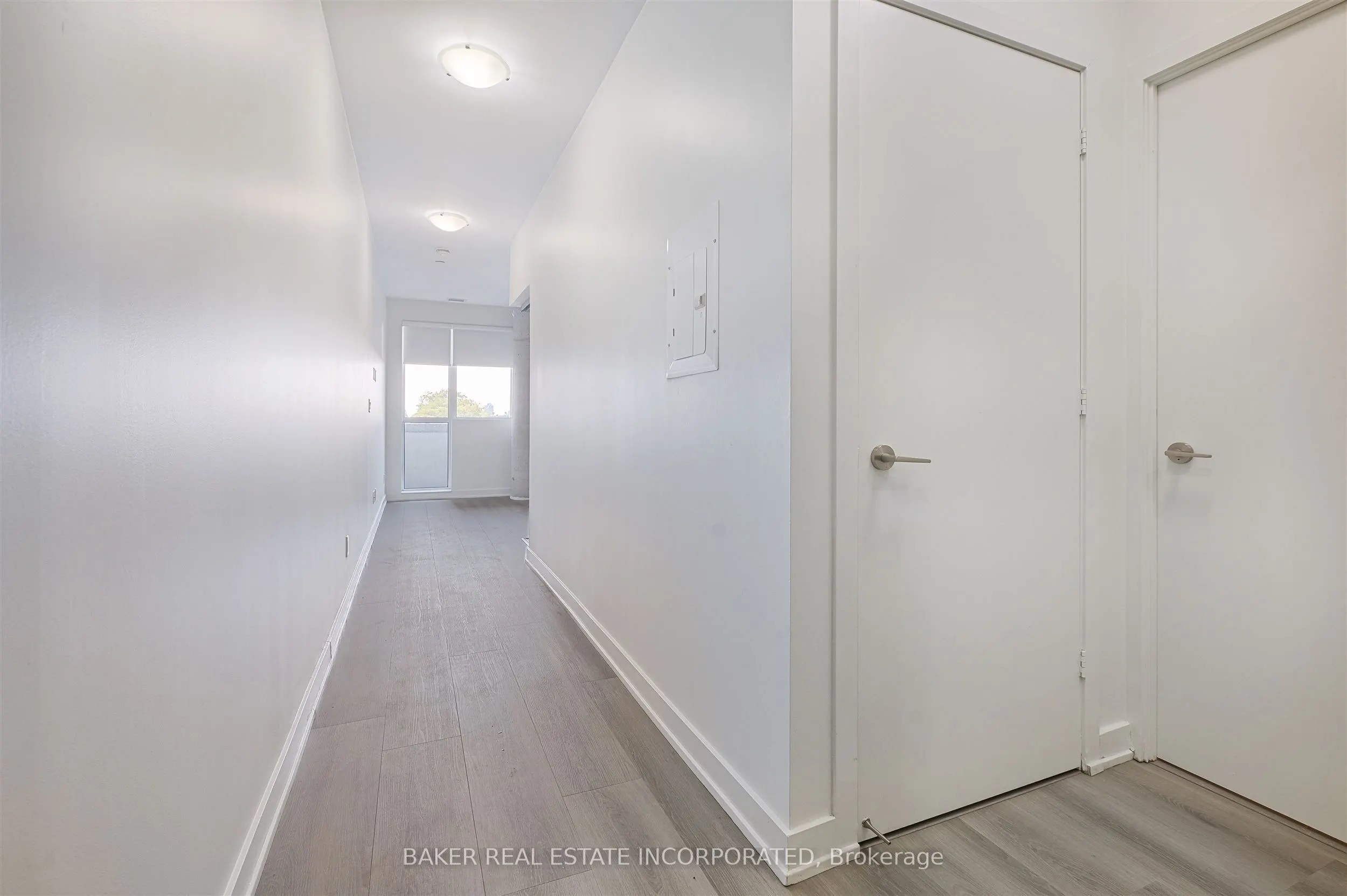 501 St Clair Avenue W, #219