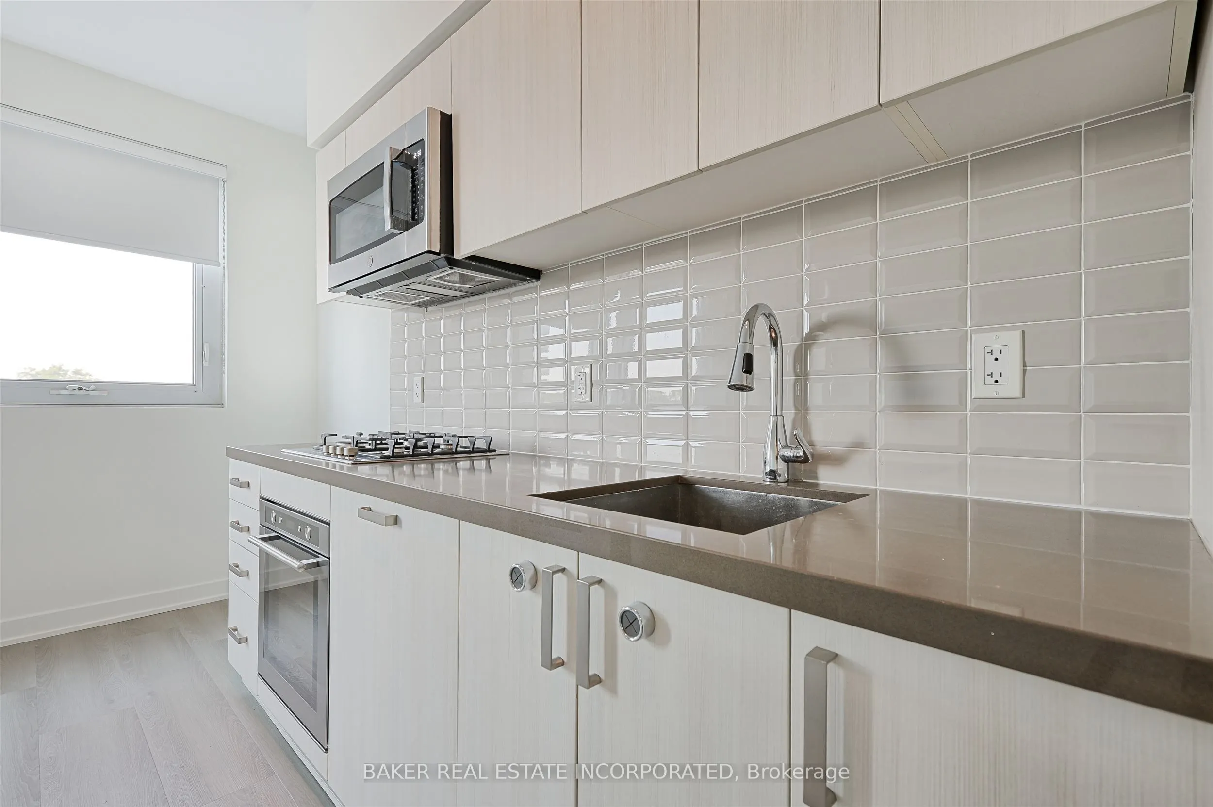 501 St Clair Avenue W, #219