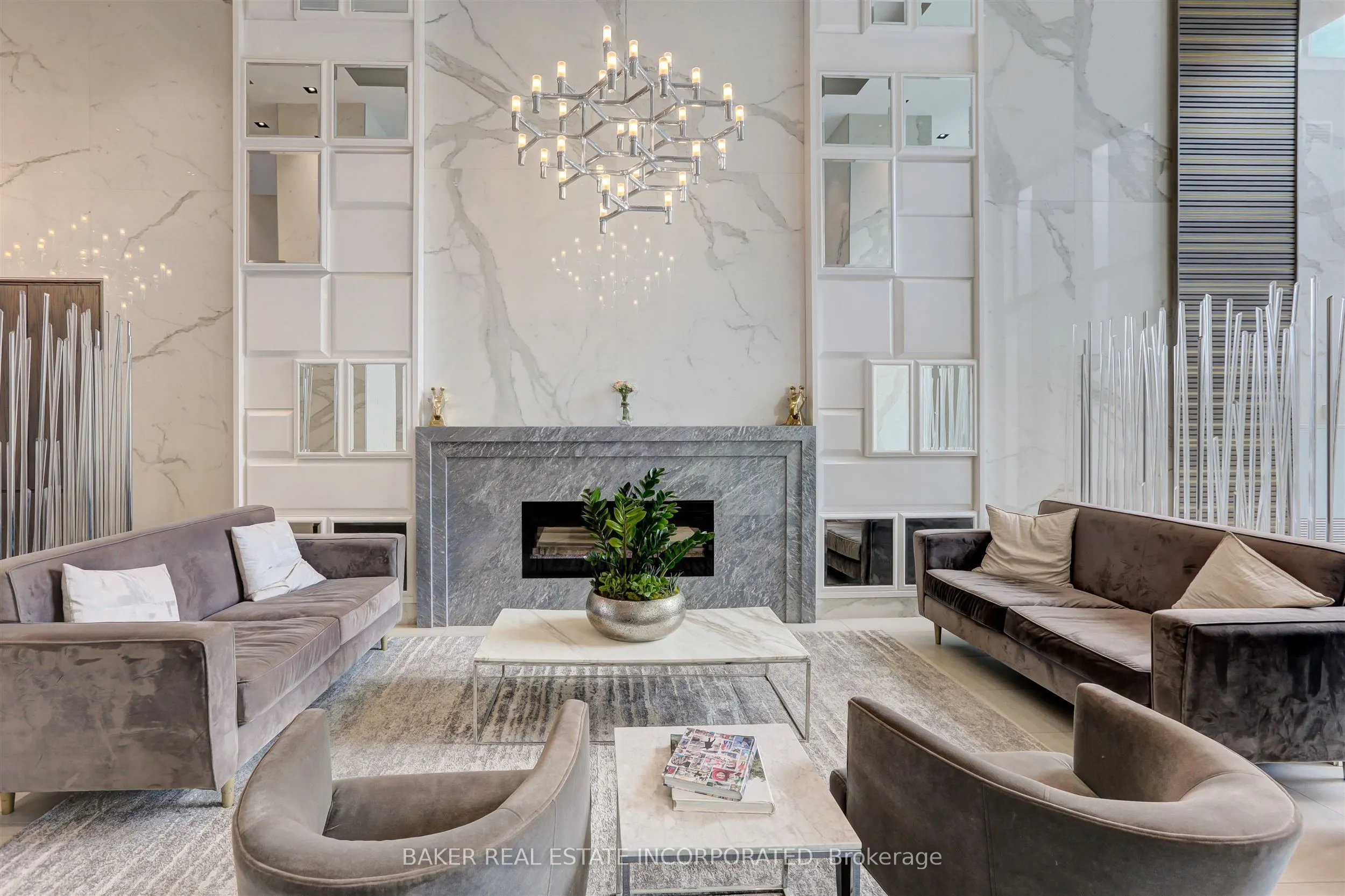 501 St Clair Avenue W, #219