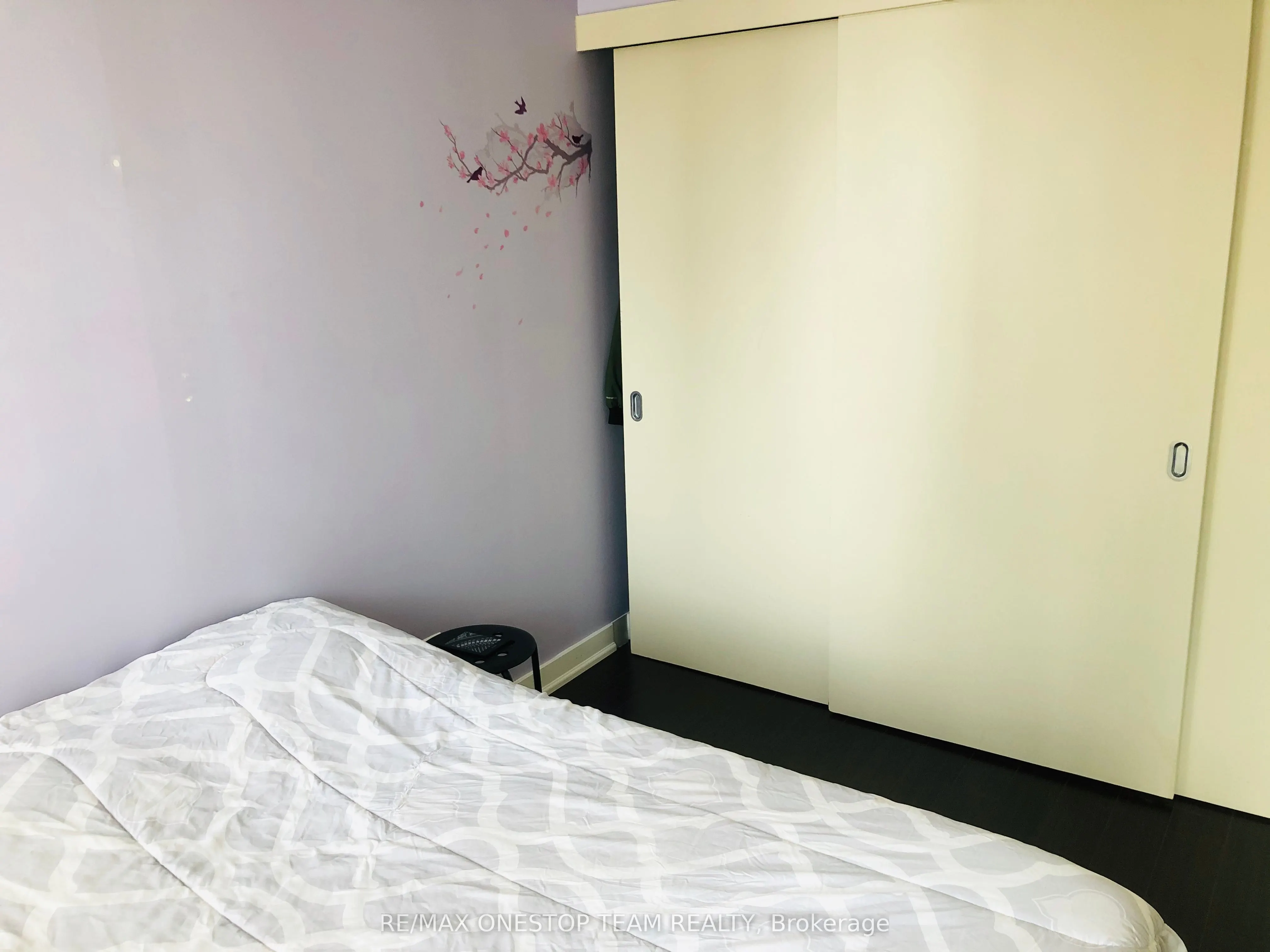 126 Simcoe Street, #2409