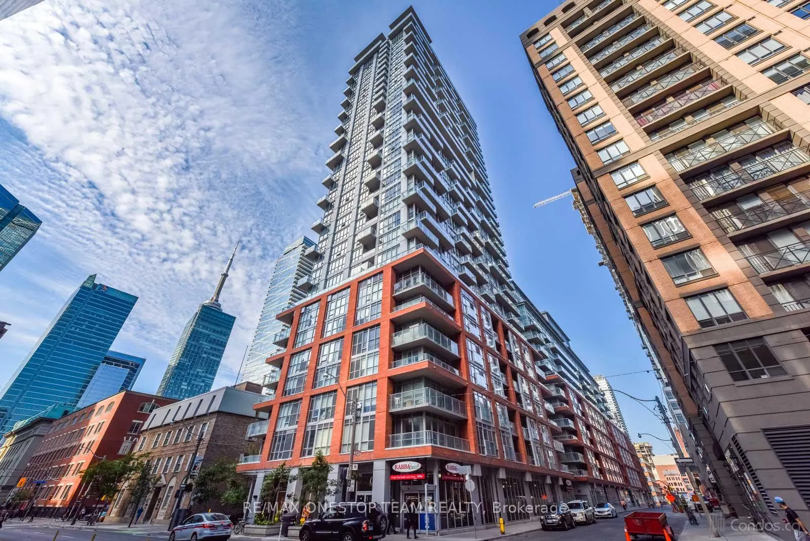 126 Simcoe Street, #2409